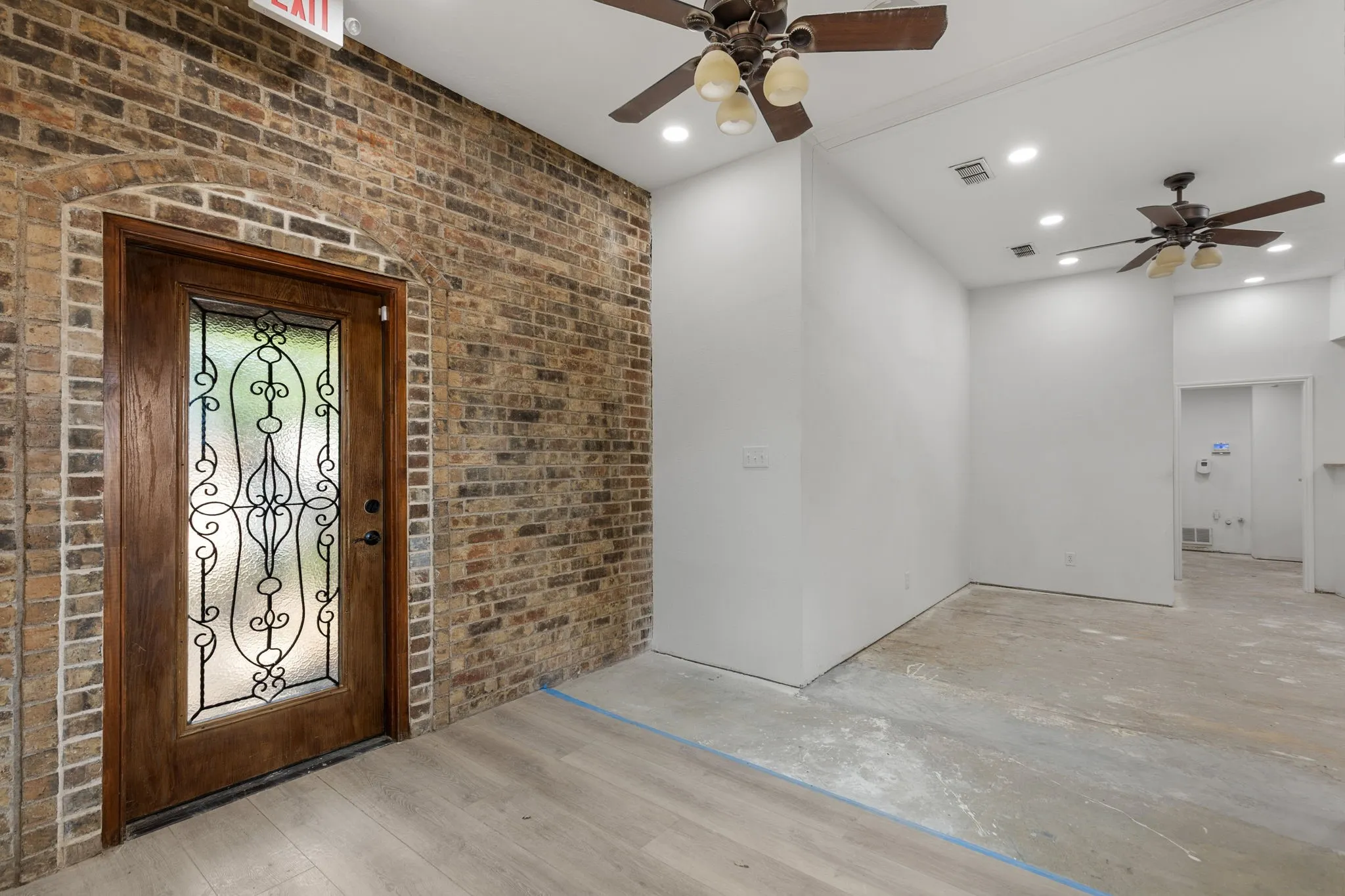 Office For Sale in Young County , 1317 East, Graham, Texas 76450, 0, 0, Garage spaces, 0 Sqft, built in 1983, mls#21407086, Real Estate Agent in Graham, Homes For Sale in Young county, Homes For Sale in Graham, Realtor in Graham Texas, Real Estate Brokerage Independent Realty Texas, Luminita Cordes Realtor