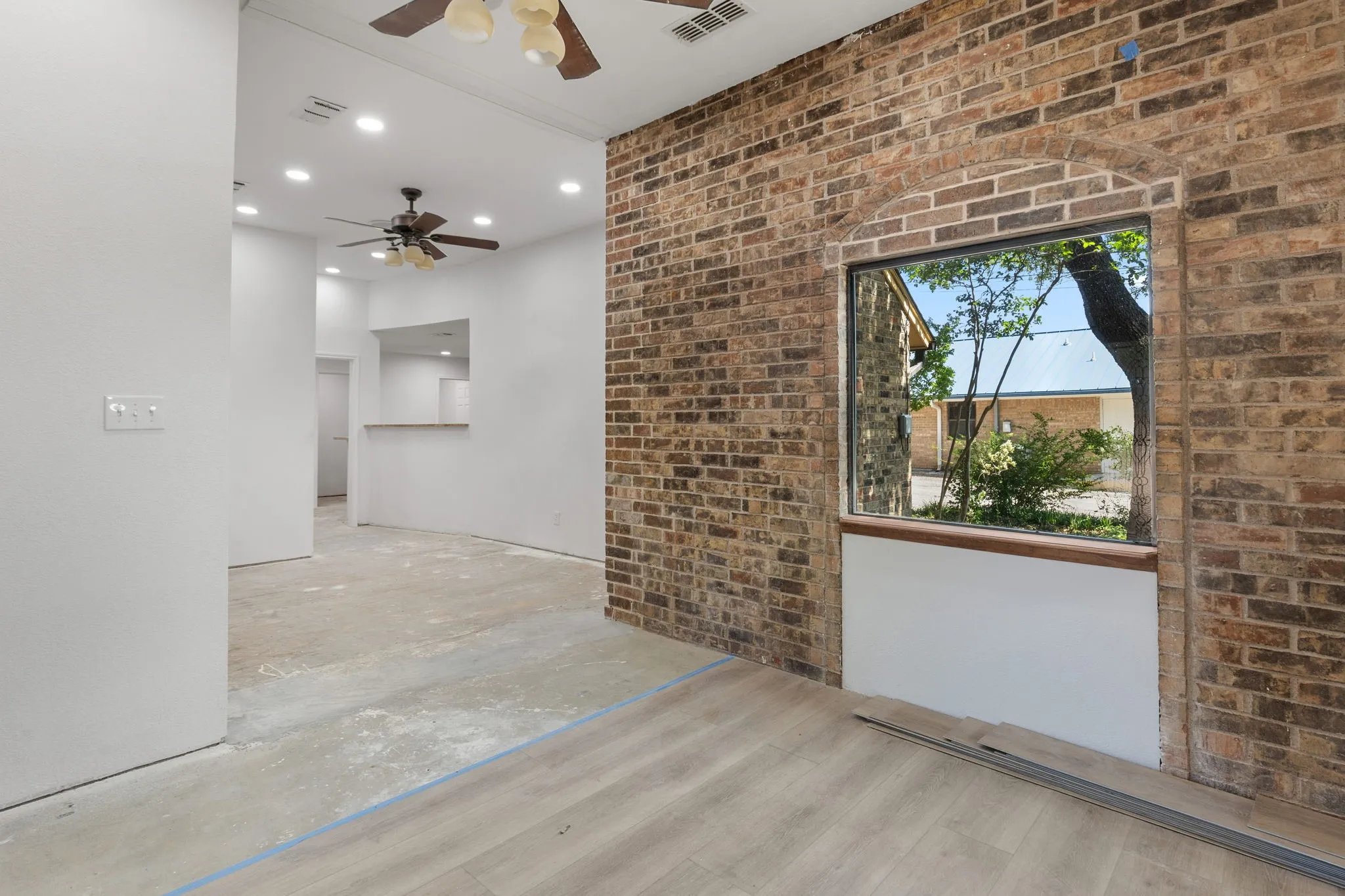 Office For Sale in Young County , 1317 East, Graham, Texas 76450, 0, 0, Garage spaces, 0 Sqft, built in 1983, mls#21407086, Real Estate Agent in Graham, Homes For Sale in Young county, Homes For Sale in Graham, Realtor in Graham Texas, Real Estate Brokerage Independent Realty Texas, Luminita Cordes Realtor