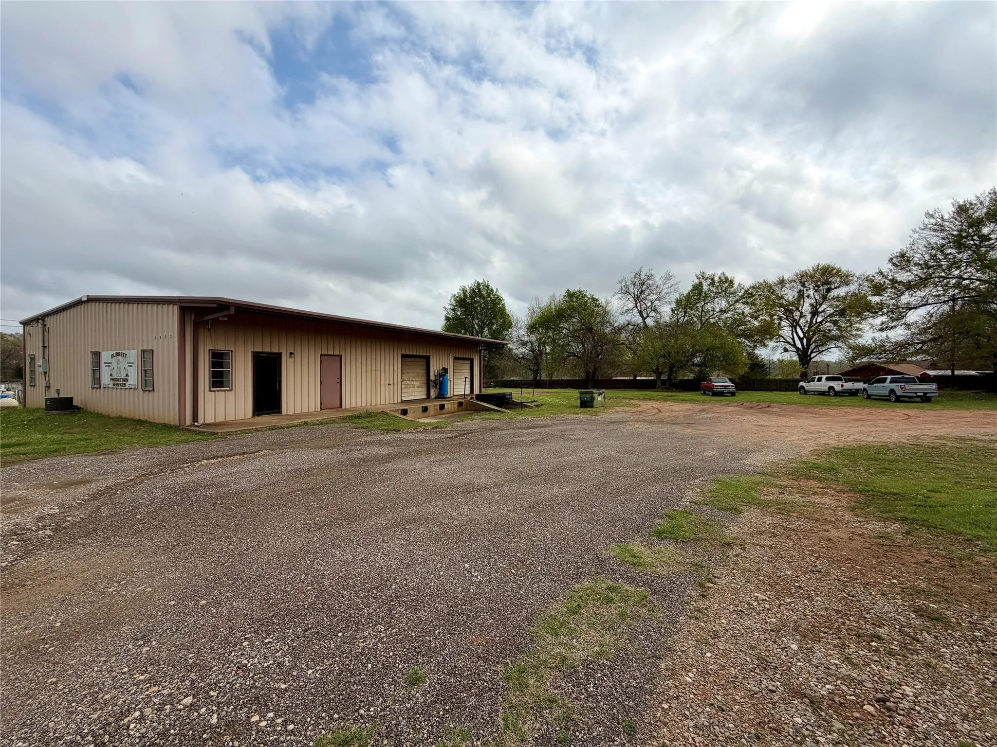 Office For Sale in Anderson County , 2000 E Murchison St, Palestine, Texas 75801, 0, 0, Garage spaces, 0 Sqft, built in 1985, mls#21405753, Real Estate Agent in Palestine, Homes For Sale in Anderson county, Homes For Sale in Palestine, Realtor in Palestine Texas, Real Estate Brokerage Independent Realty Texas, Luminita Cordes Realtor
