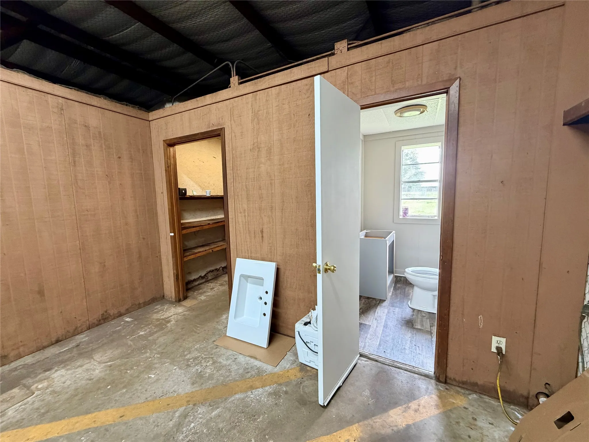 Office For Sale in Anderson County , 2000 E Murchison St, Palestine, Texas 75801, 0, 0, Garage spaces, 0 Sqft, built in 1985, mls#21405753, Real Estate Agent in Palestine, Homes For Sale in Anderson county, Homes For Sale in Palestine, Realtor in Palestine Texas, Real Estate Brokerage Independent Realty Texas, Luminita Cordes Realtor