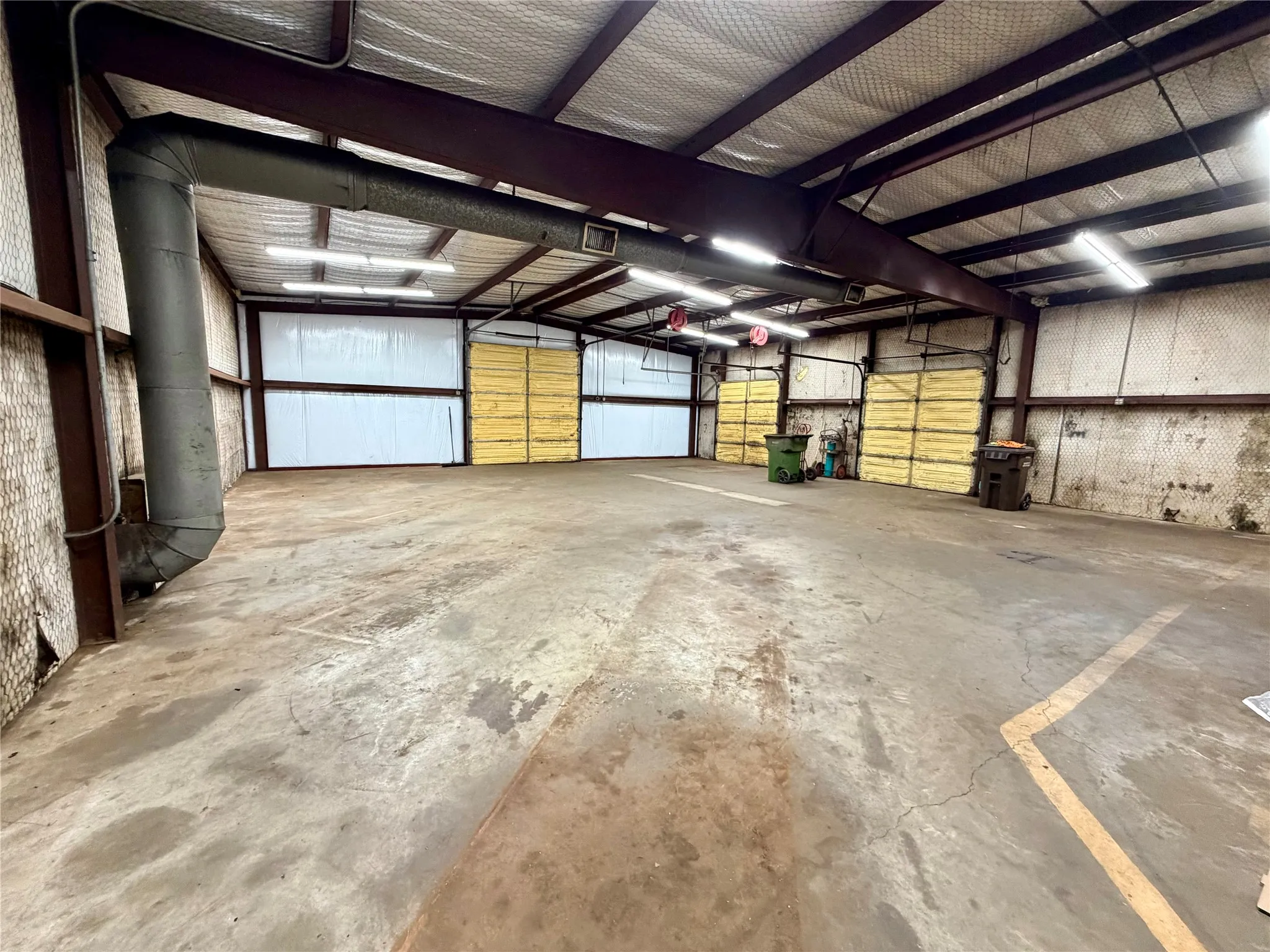 Office For Sale in Anderson County , 2000 E Murchison St, Palestine, Texas 75801, 0, 0, Garage spaces, 0 Sqft, built in 1985, mls#21405753, Real Estate Agent in Palestine, Homes For Sale in Anderson county, Homes For Sale in Palestine, Realtor in Palestine Texas, Real Estate Brokerage Independent Realty Texas, Luminita Cordes Realtor