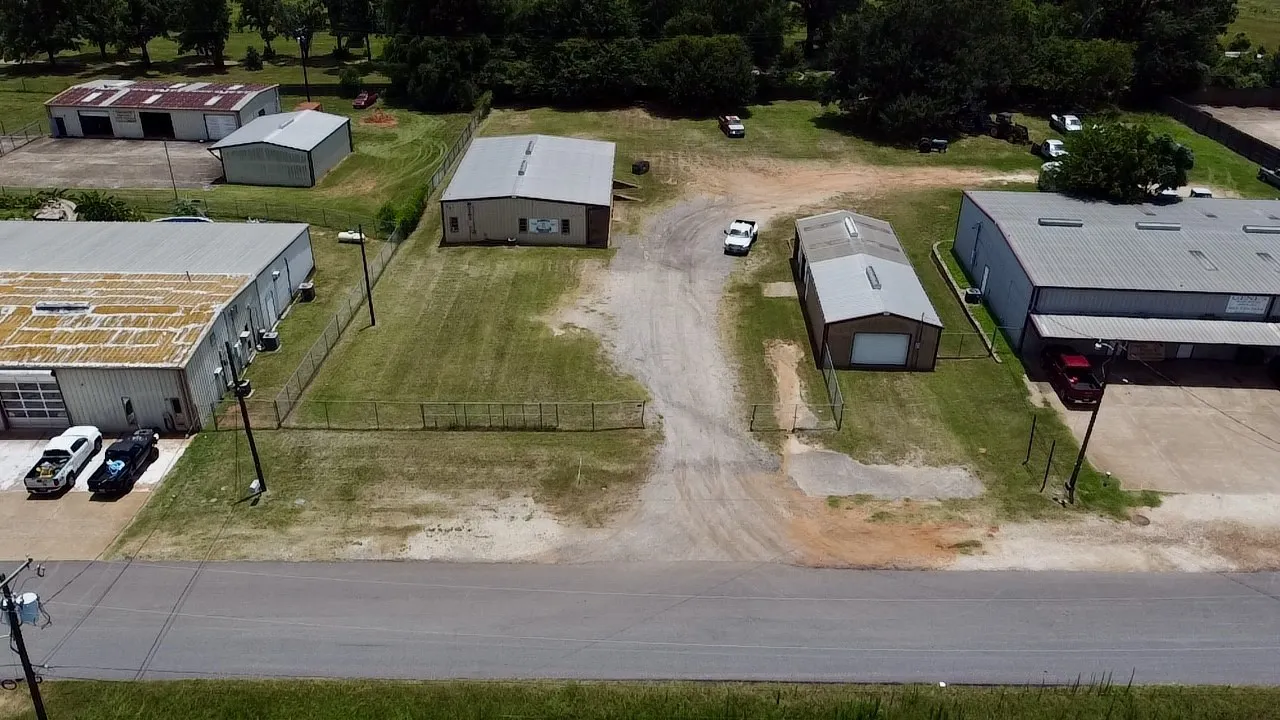 Office For Sale in Anderson County , 2000 E Murchison St, Palestine, Texas 75801, 0, 0, Garage spaces, 0 Sqft, built in 1985, mls#21405753, Real Estate Agent in Palestine, Homes For Sale in Anderson county, Homes For Sale in Palestine, Realtor in Palestine Texas, Real Estate Brokerage Independent Realty Texas, Luminita Cordes Realtor