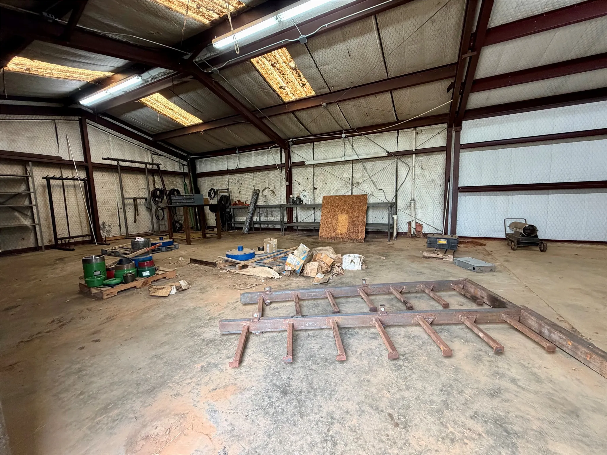 Office For Sale in Anderson County , 2000 E Murchison St, Palestine, Texas 75801, 0, 0, Garage spaces, 0 Sqft, built in 1985, mls#21405753, Real Estate Agent in Palestine, Homes For Sale in Anderson county, Homes For Sale in Palestine, Realtor in Palestine Texas, Real Estate Brokerage Independent Realty Texas, Luminita Cordes Realtor