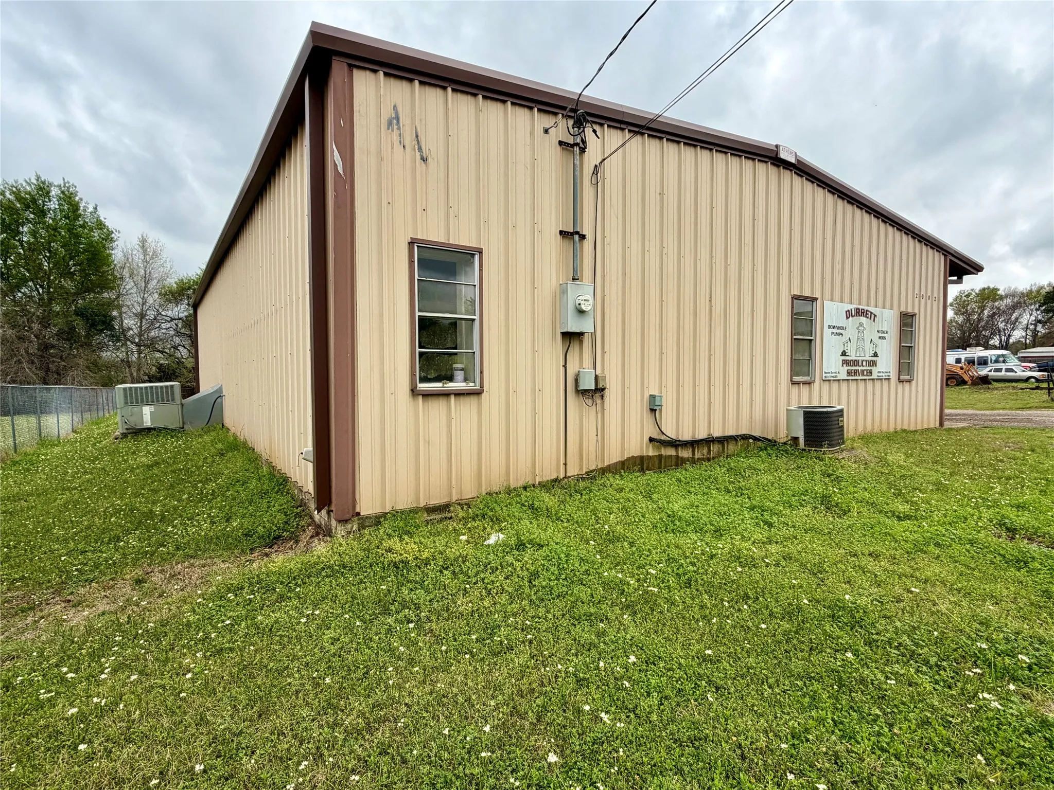 Office For Sale in Anderson County , 2000 E Murchison St, Palestine, Texas 75801, 0, 0, Garage spaces, 0 Sqft, built in 1985, mls#21405753, Real Estate Agent in Palestine, Homes For Sale in Anderson county, Homes For Sale in Palestine, Realtor in Palestine Texas, Real Estate Brokerage Independent Realty Texas, Luminita Cordes Realtor