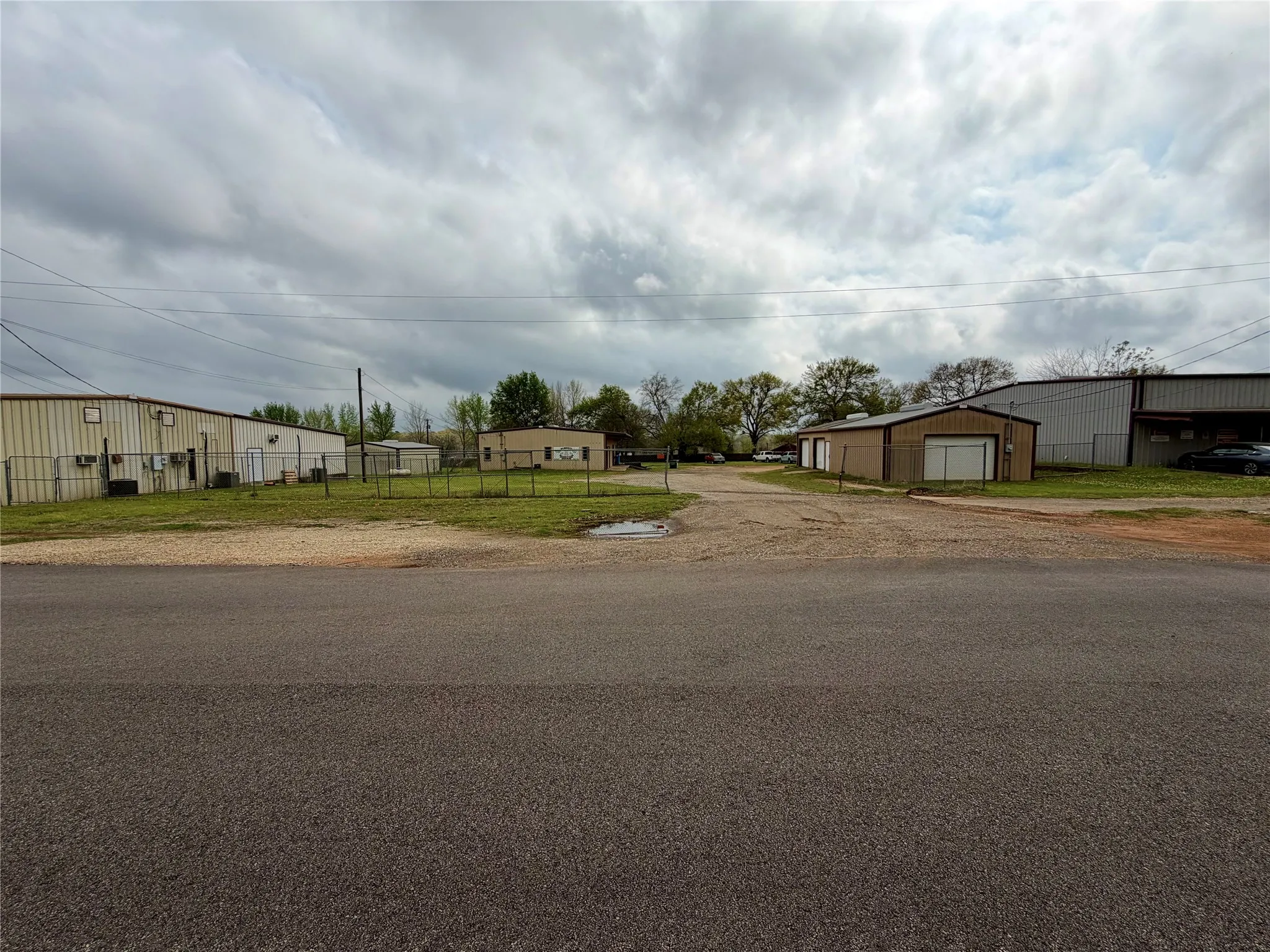 Office For Sale in Anderson County , 2000 E Murchison St, Palestine, Texas 75801, 0, 0, Garage spaces, 0 Sqft, built in 1985, mls#21405753, Real Estate Agent in Palestine, Homes For Sale in Anderson county, Homes For Sale in Palestine, Realtor in Palestine Texas, Real Estate Brokerage Independent Realty Texas, Luminita Cordes Realtor