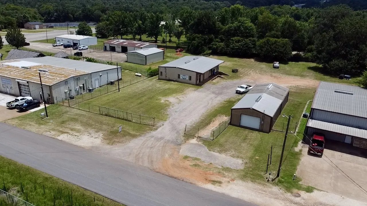 Office For Sale in Anderson County , 2000 E Murchison St, Palestine, Texas 75801, 0, 0, Garage spaces, 0 Sqft, built in 1985, mls#21405753, Real Estate Agent in Palestine, Homes For Sale in Anderson county, Homes For Sale in Palestine, Realtor in Palestine Texas, Real Estate Brokerage Independent Realty Texas, Luminita Cordes Realtor