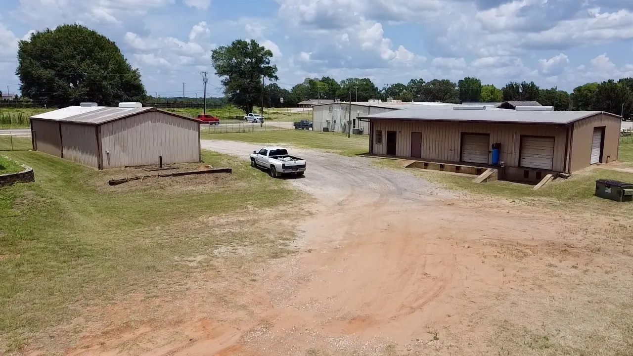 Office For Sale in Anderson County , 2000 E Murchison St, Palestine, Texas 75801, 0, 0, Garage spaces, 0 Sqft, built in 1985, mls#21405753, Real Estate Agent in Palestine, Homes For Sale in Anderson county, Homes For Sale in Palestine, Realtor in Palestine Texas, Real Estate Brokerage Independent Realty Texas, Luminita Cordes Realtor