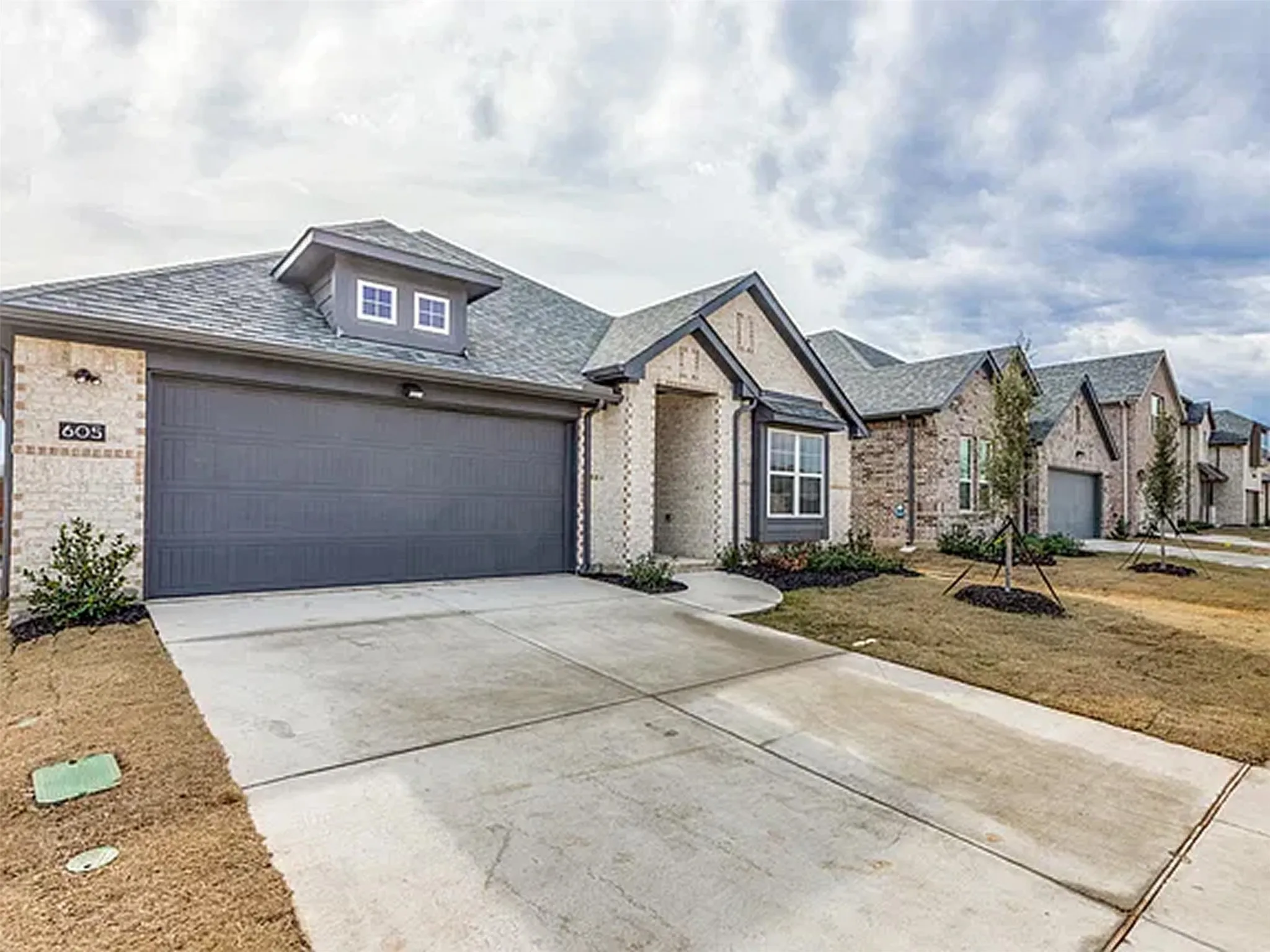 Single Family Residence For Sale in Collin County , 605 Parrino Parkway, Princeton, Texas 75407, 3 Bedroom, 2 Bathroom, 2 Garage spaces, 1,981 Sqft, built in 2024, mls#21407101, Real Estate Agent in Princeton, Homes For Sale in Collin county, Homes For Sale in Princeton, Realtor in Princeton Texas, Real Estate Brokerage Independent Realty Texas, Luminita Cordes Realtor