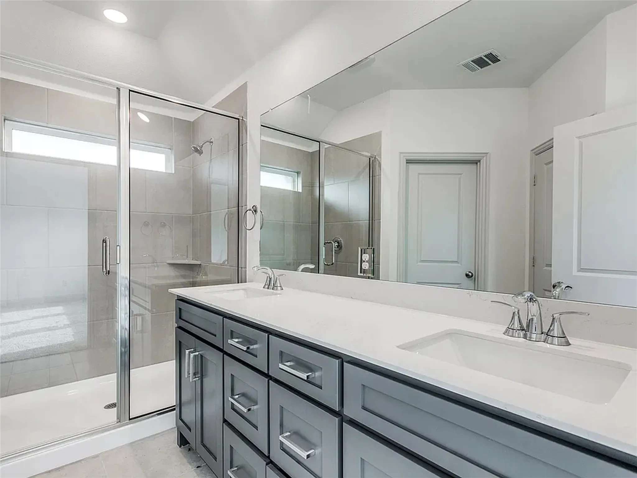 Single Family Residence For Sale in Collin County , 605 Parrino Parkway, Princeton, Texas 75407, 3 Bedroom, 2 Bathroom, 2 Garage spaces, 1,981 Sqft, built in 2024, mls#21407101, Real Estate Agent in Princeton, Homes For Sale in Collin county, Homes For Sale in Princeton, Realtor in Princeton Texas, Real Estate Brokerage Independent Realty Texas, Luminita Cordes Realtor