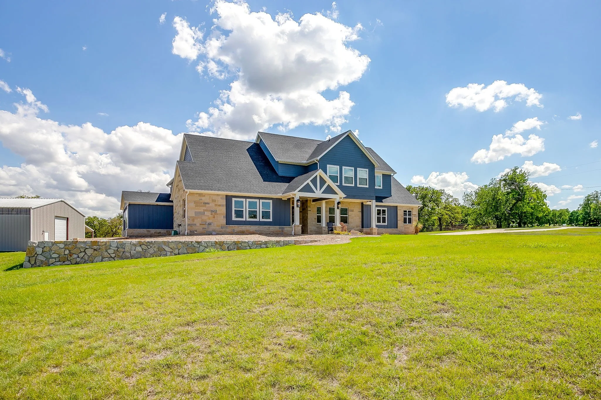 Single Family Residence For Sale in Erath County , 10535 County Road 146, Lipan, Texas 76462, 5 Bedroom, 3 Bathroom, 3 Garage spaces, 3,527 Sqft, built in 2021, mls#21406902, Real Estate Agent in Lipan, Homes For Sale in Erath county, Homes For Sale in Lipan, Realtor in Lipan Texas, Real Estate Brokerage Independent Realty Texas, Luminita Cordes Realtor