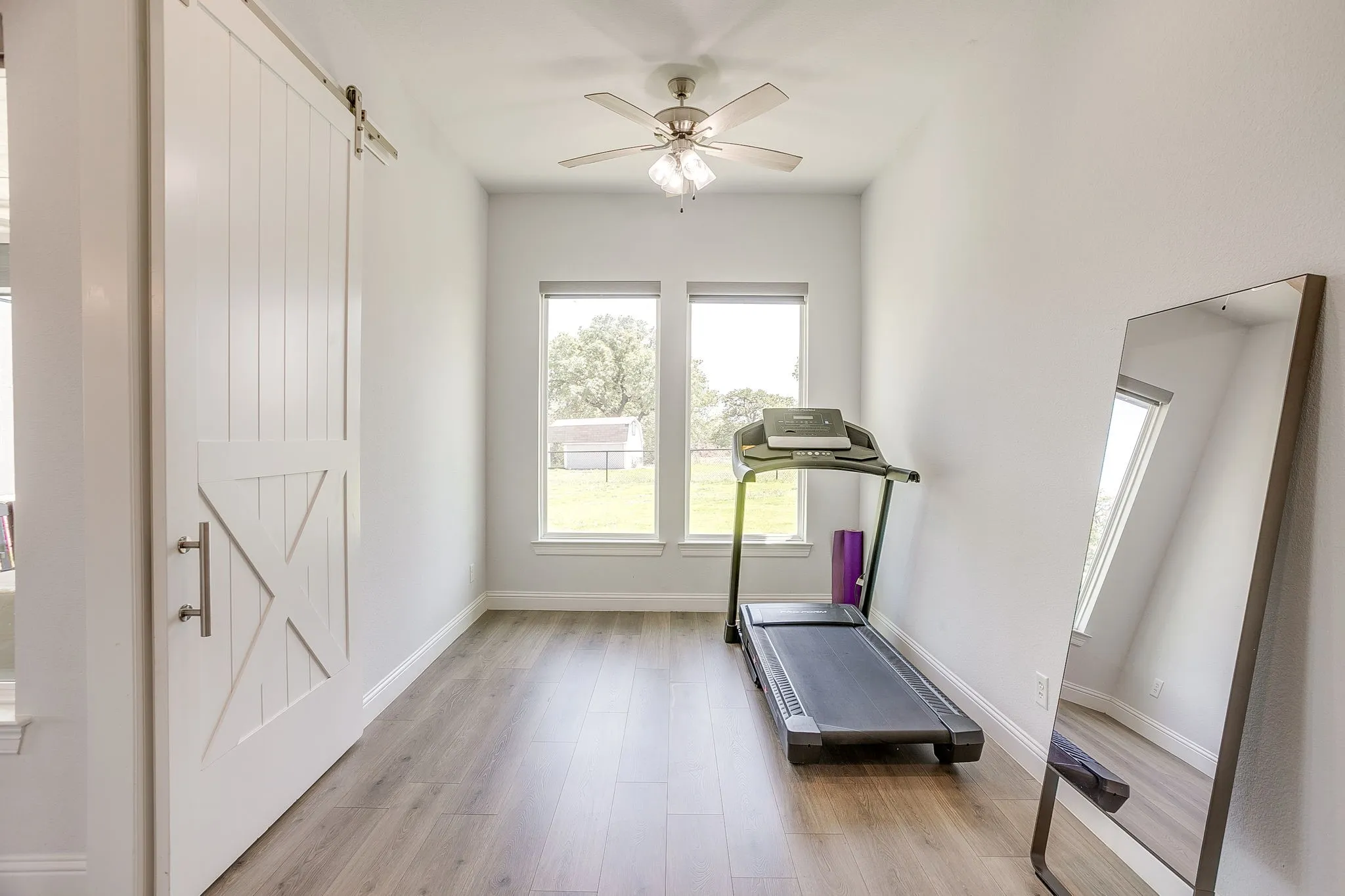 Single Family Residence For Sale in Erath County , 10535 County Road 146, Lipan, Texas 76462, 5 Bedroom, 3 Bathroom, 3 Garage spaces, 3,527 Sqft, built in 2021, mls#21406902, Real Estate Agent in Lipan, Homes For Sale in Erath county, Homes For Sale in Lipan, Realtor in Lipan Texas, Real Estate Brokerage Independent Realty Texas, Luminita Cordes Realtor