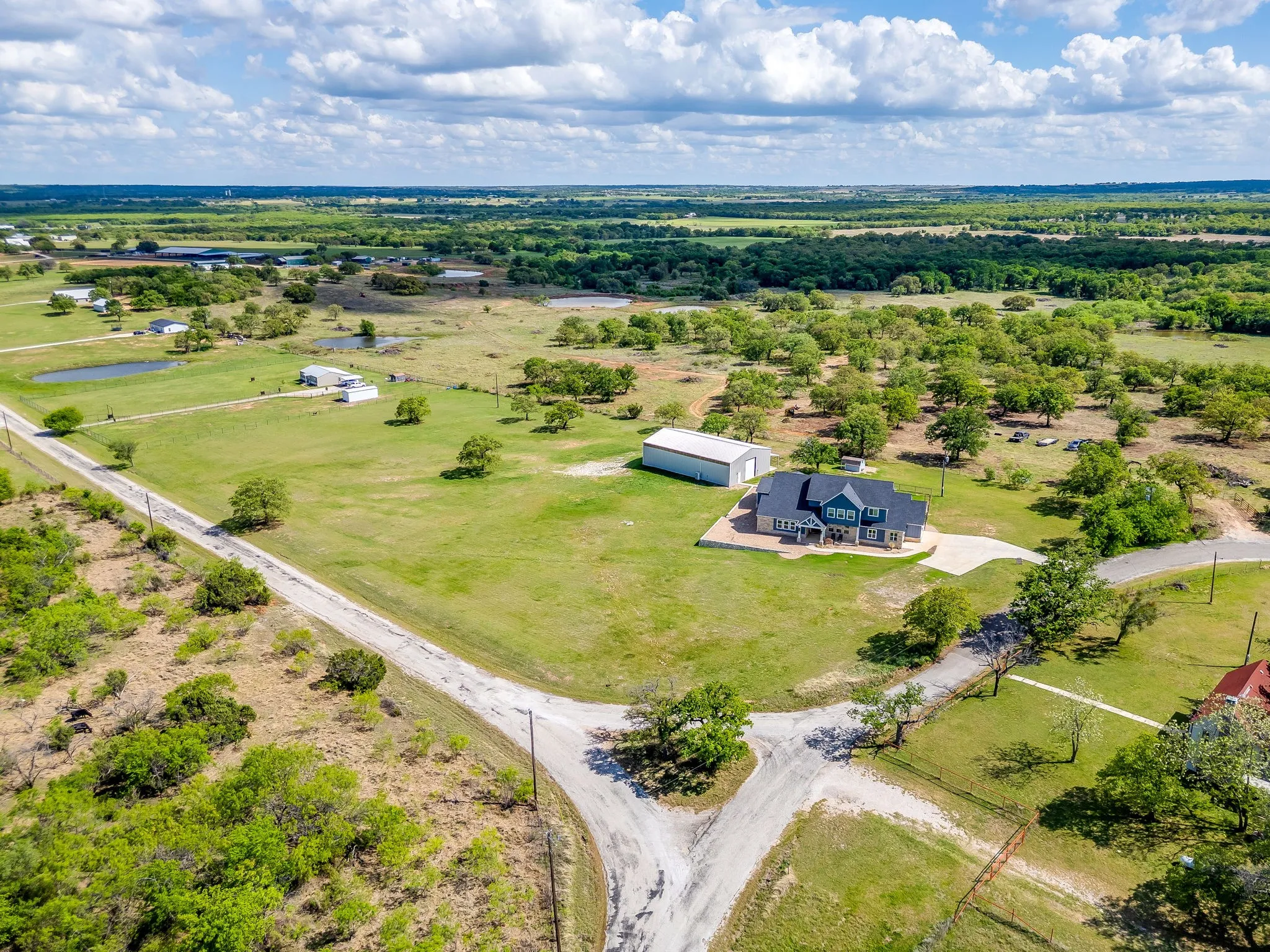 Single Family Residence For Sale in Erath County , 10535 County Road 146, Lipan, Texas 76462, 5 Bedroom, 3 Bathroom, 3 Garage spaces, 3,527 Sqft, built in 2021, mls#21406902, Real Estate Agent in Lipan, Homes For Sale in Erath county, Homes For Sale in Lipan, Realtor in Lipan Texas, Real Estate Brokerage Independent Realty Texas, Luminita Cordes Realtor