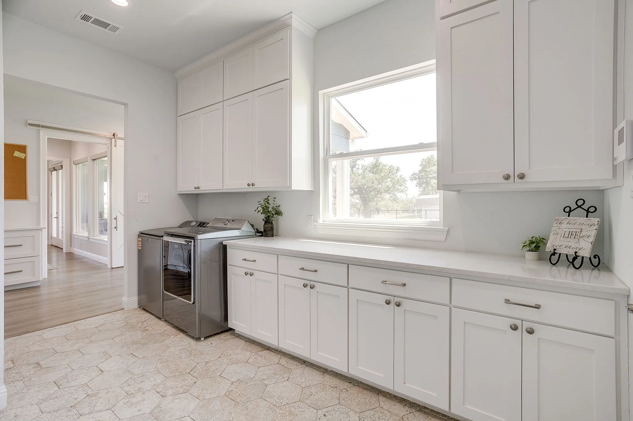 Single Family Residence For Sale in Erath County , 10535 County Road 146, Lipan, Texas 76462, 5 Bedroom, 3 Bathroom, 3 Garage spaces, 3,527 Sqft, built in 2021, mls#21406902, Real Estate Agent in Lipan, Homes For Sale in Erath county, Homes For Sale in Lipan, Realtor in Lipan Texas, Real Estate Brokerage Independent Realty Texas, Luminita Cordes Realtor
