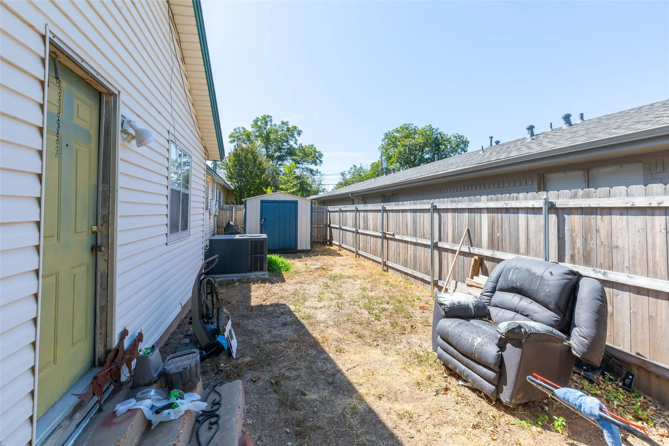 Duplex For Sale in Taylor County , 2328 Ave D, Abilene, Texas 79601, 4 Bedroom, 2 Bathroom, Garage spaces, 0 Sqft, built in 1953, mls#21407030, Real Estate Agent in Abilene, Homes For Sale in Taylor county, Homes For Sale in Abilene, Realtor in Abilene Texas, Real Estate Brokerage Independent Realty Texas, Luminita Cordes Realtor