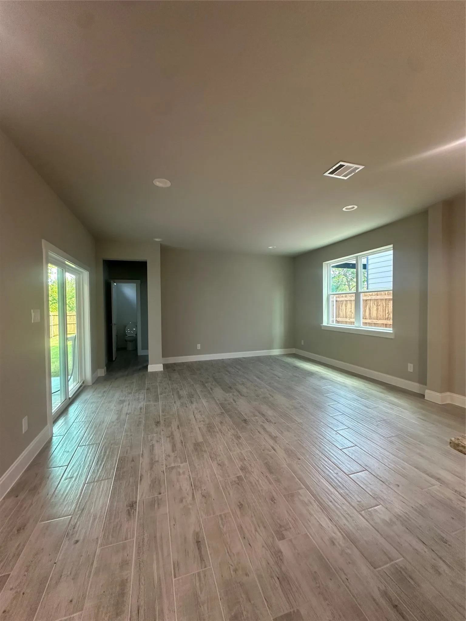 Single Family Residence For Sale in Dallas County , 1314 Diceman Avenue, Dallas, Texas 75203, 4 Bedroom, 4 Bathroom, 2 Garage spaces, 3,167 Sqft, built in 2025, mls#21386313, Real Estate Agent in Dallas, Homes For Sale in Dallas county, Homes For Sale in Dallas, Realtor in Dallas Texas, Real Estate Brokerage Independent Realty Texas, Luminita Cordes Realtor
