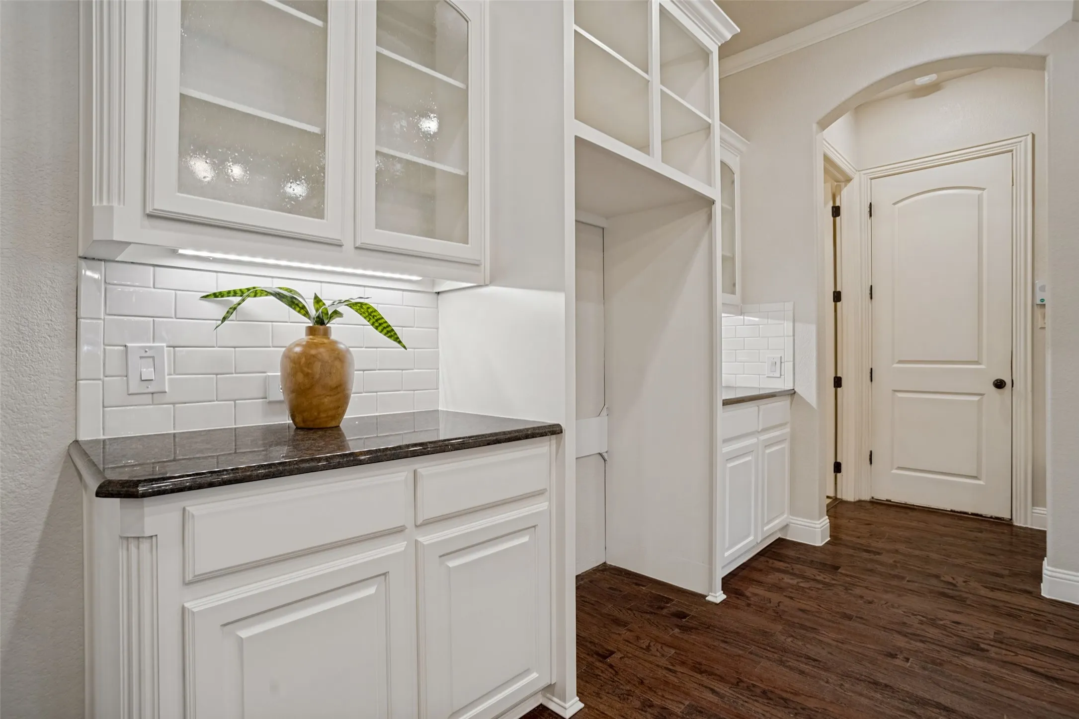 Single Family Residence For Sale in Collin County , 7901 San Jacinto Trail, Mc Kinney, Texas 75071, 4 Bedroom, 3 Bathroom, 3 Garage spaces, 3,657 Sqft, built in 2015, mls#21406770, Real Estate Agent in Mc Kinney, Homes For Sale in Collin county, Homes For Sale in Mc Kinney, Realtor in Mc Kinney Texas, Real Estate Brokerage Independent Realty Texas, Luminita Cordes Realtor