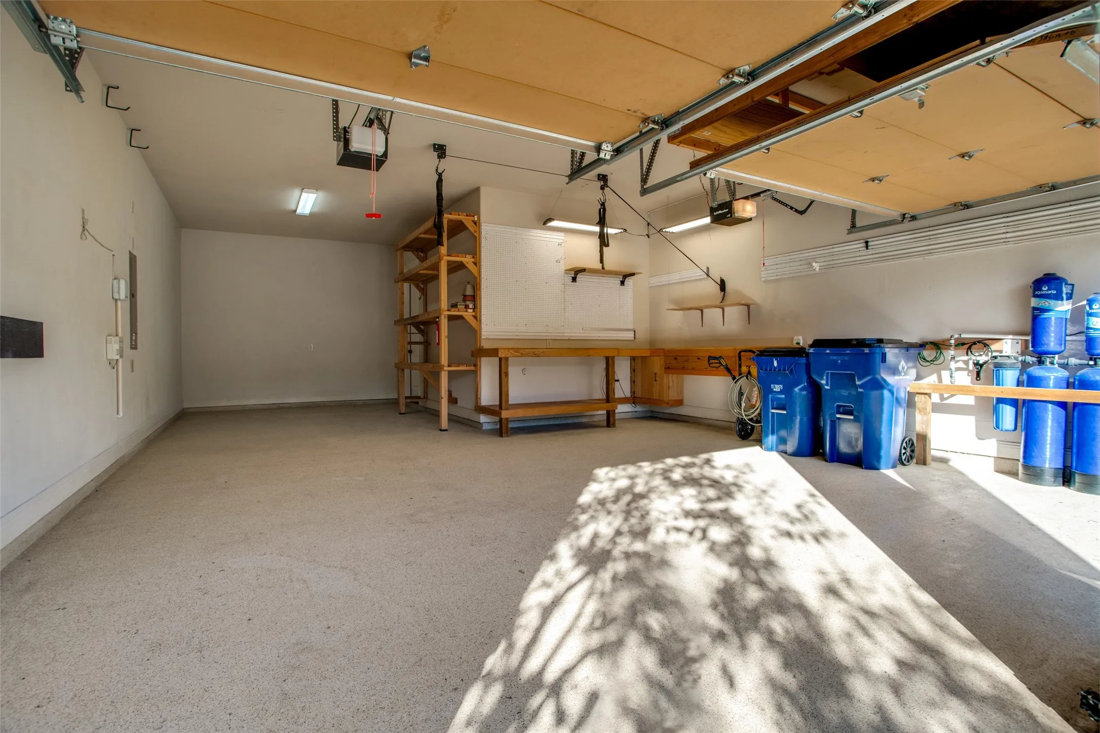 Single Family Residence For Sale in Collin County , 7901 San Jacinto Trail, Mc Kinney, Texas 75071, 4 Bedroom, 3 Bathroom, 3 Garage spaces, 3,657 Sqft, built in 2015, mls#21406770, Real Estate Agent in Mc Kinney, Homes For Sale in Collin county, Homes For Sale in Mc Kinney, Realtor in Mc Kinney Texas, Real Estate Brokerage Independent Realty Texas, Luminita Cordes Realtor
