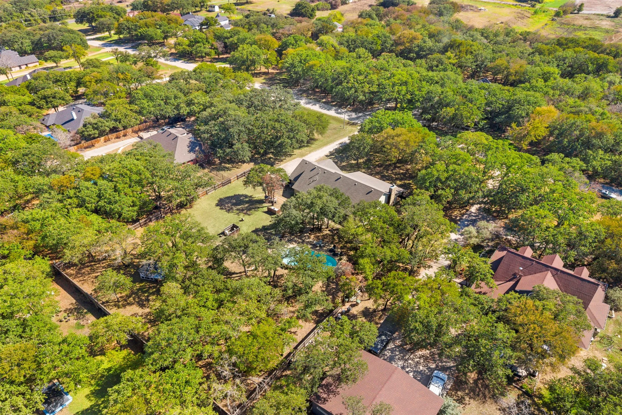 Single Family Residence For Sale in Wise County , 512 Post Oak Drive, Newark, Texas 76071, 3 Bedroom, 2 Bathroom, 3 Garage spaces, 1,995 Sqft, built in 1998, mls#21405292, Real Estate Agent in Newark, Homes For Sale in Wise county, Homes For Sale in Newark, Realtor in Newark Texas, Real Estate Brokerage Independent Realty Texas, Luminita Cordes Realtor
