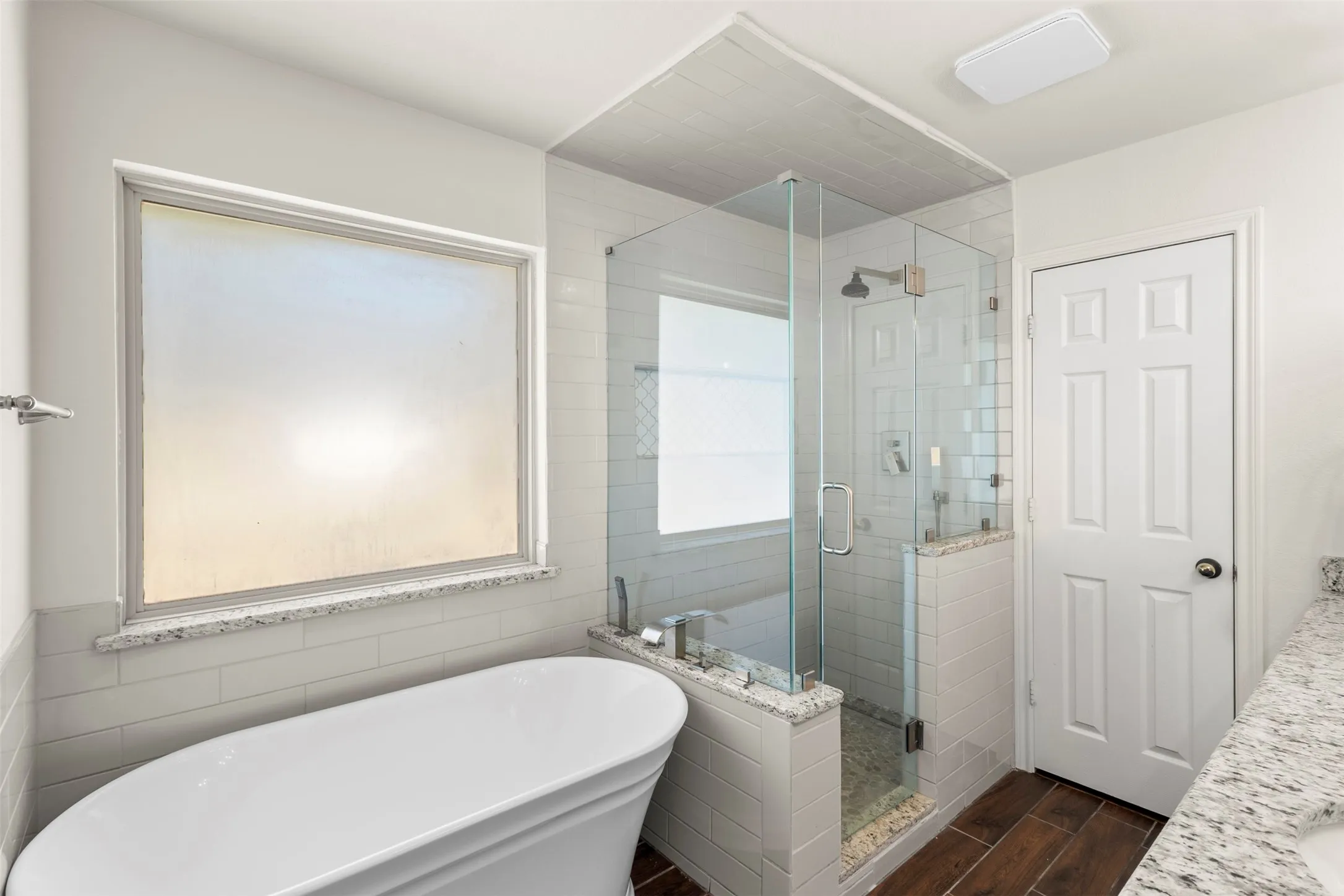 Single Family Residence For Sale in Wise County , 512 Post Oak Drive, Newark, Texas 76071, 3 Bedroom, 2 Bathroom, 3 Garage spaces, 1,995 Sqft, built in 1998, mls#21405292, Real Estate Agent in Newark, Homes For Sale in Wise county, Homes For Sale in Newark, Realtor in Newark Texas, Real Estate Brokerage Independent Realty Texas, Luminita Cordes Realtor