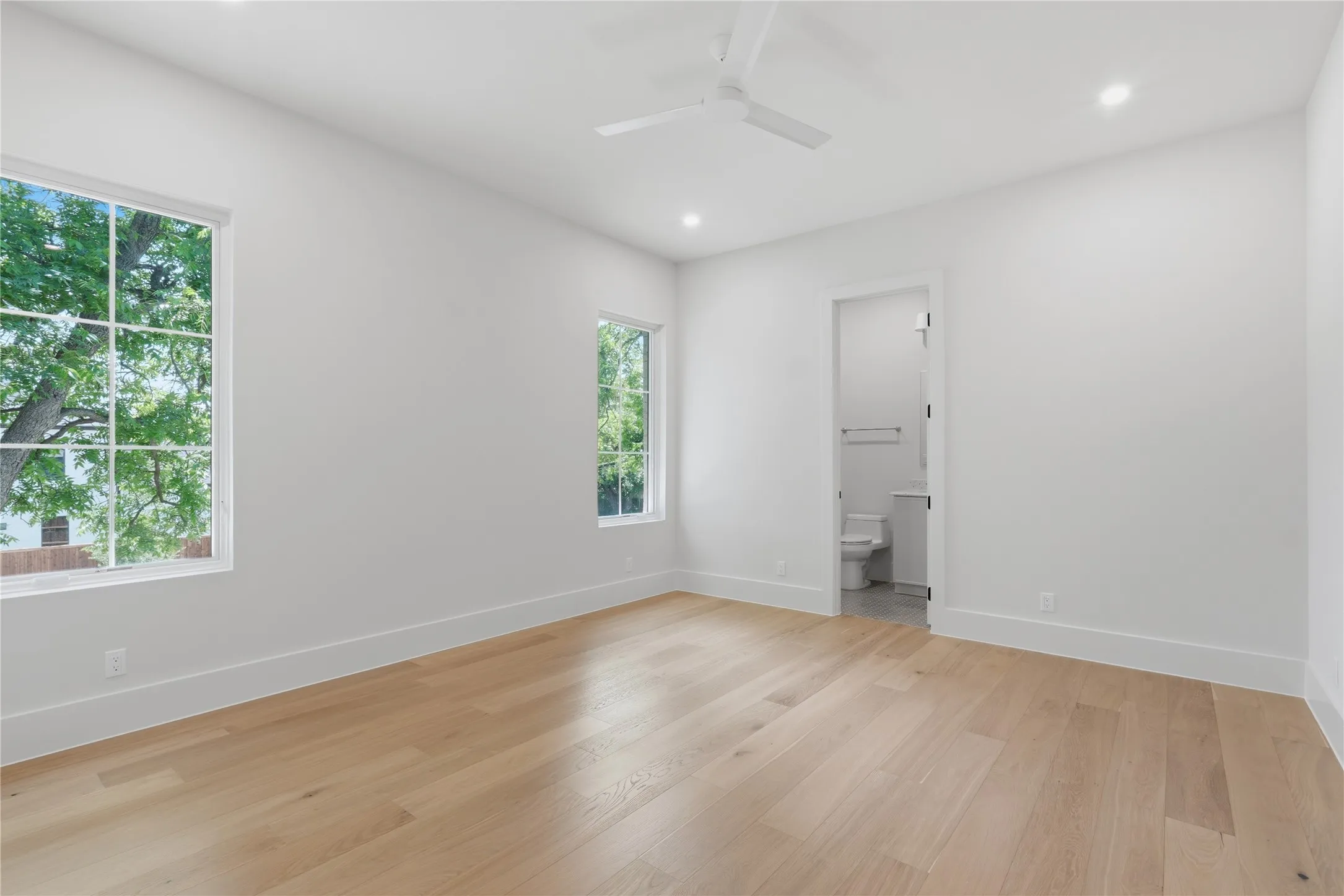 Single Family Residence For Sale in Dallas County , 10921 Beauty Drive, Dallas, Texas 75229, 4 Bedroom, 6 Bathroom, 2 Garage spaces, 5,041 Sqft, built in 2026, mls#21407132, Real Estate Agent in Dallas, Homes For Sale in Dallas county, Homes For Sale in Dallas, Realtor in Dallas Texas, Real Estate Brokerage Independent Realty Texas, Luminita Cordes Realtor