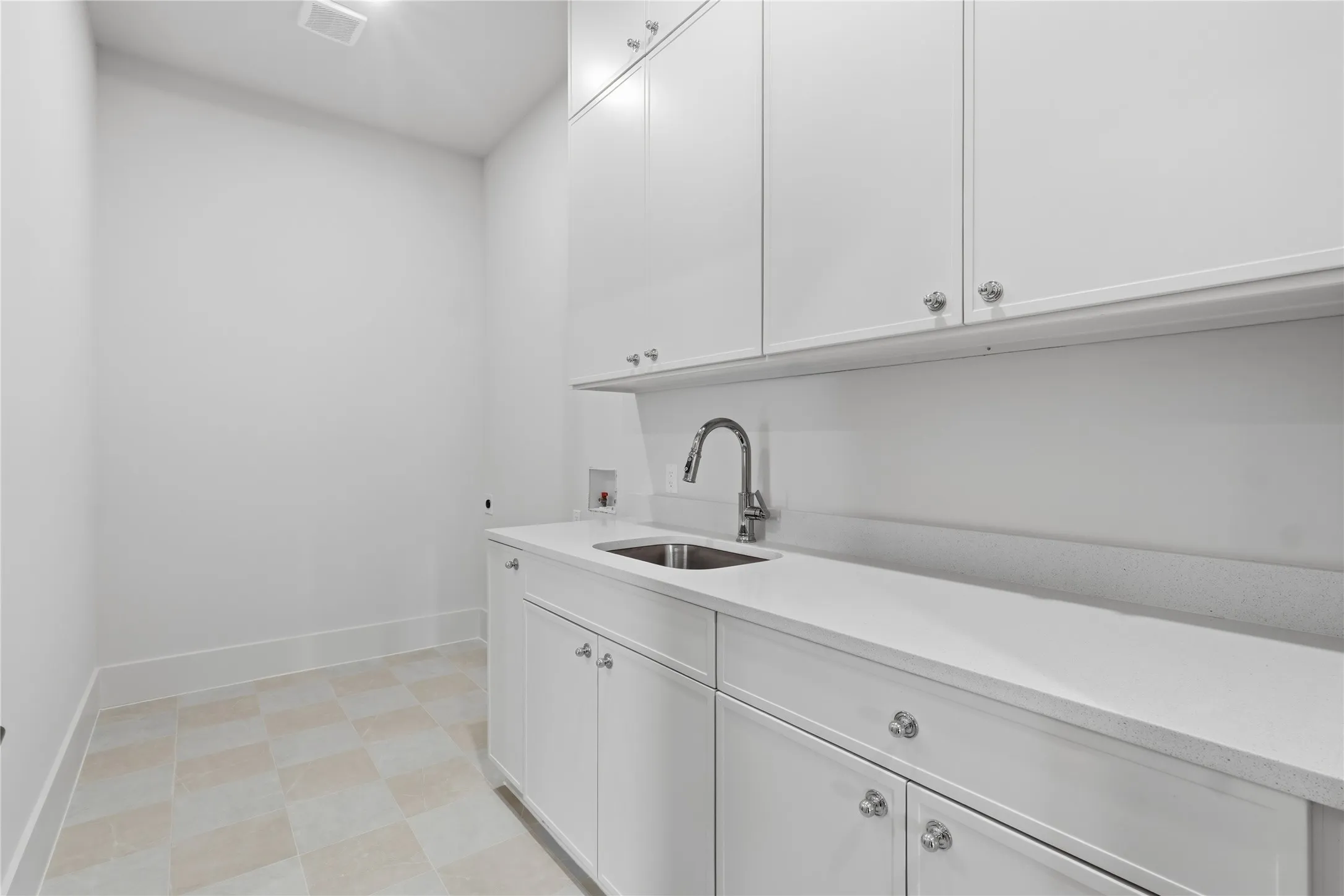 Single Family Residence For Sale in Dallas County , 10921 Beauty Drive, Dallas, Texas 75229, 4 Bedroom, 6 Bathroom, 2 Garage spaces, 5,041 Sqft, built in 2026, mls#21407132, Real Estate Agent in Dallas, Homes For Sale in Dallas county, Homes For Sale in Dallas, Realtor in Dallas Texas, Real Estate Brokerage Independent Realty Texas, Luminita Cordes Realtor