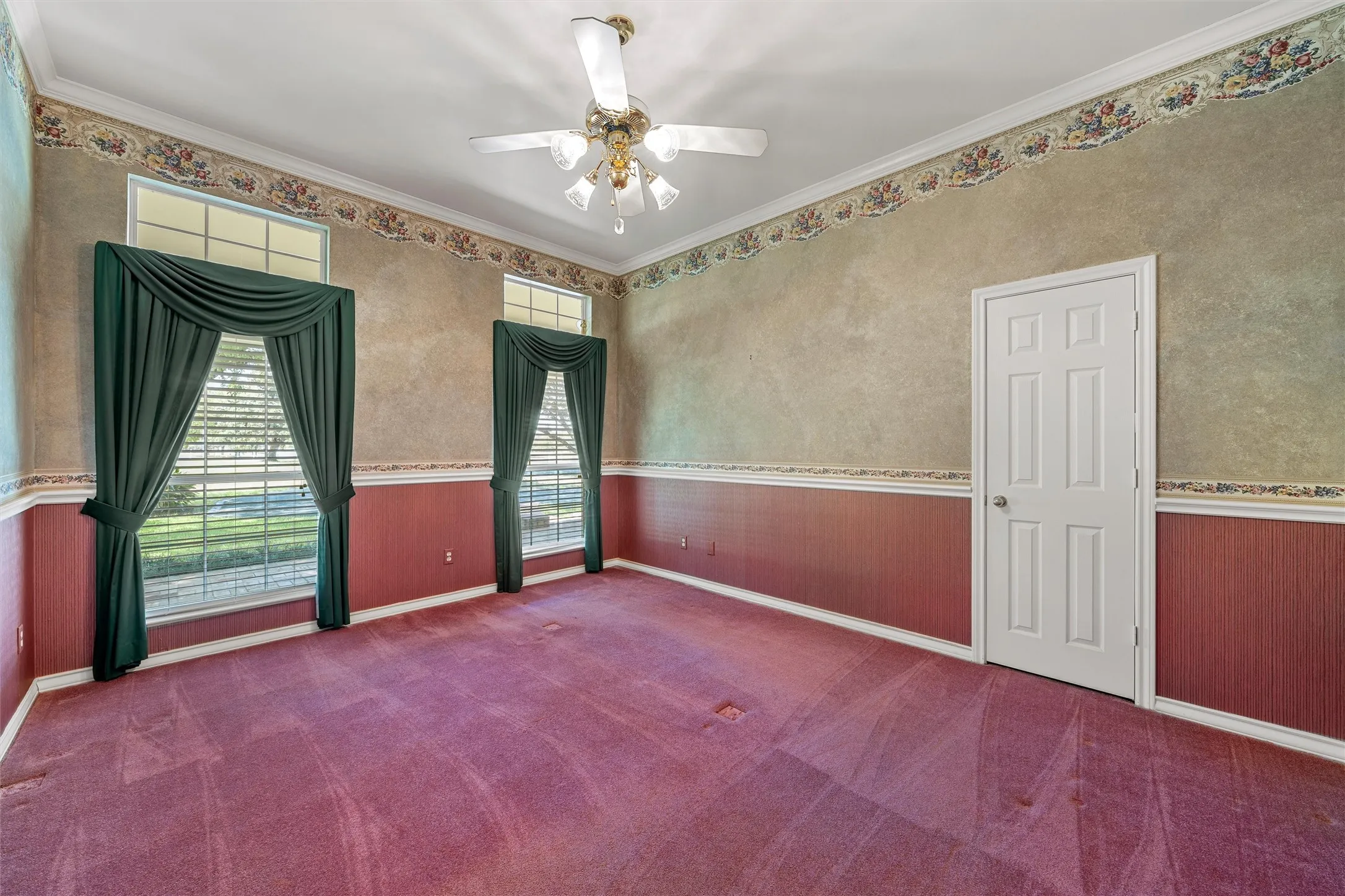Single Family Residence For Sale in Mc Lennan County , 142 Stillwater Road, Waco, Texas 76708, 5 Bedroom, 3 Bathroom, 2 Garage spaces, 3,365 Sqft, built in 1993, mls#21406930, Real Estate Agent in Waco, Homes For Sale in Mc Lennan county, Homes For Sale in Waco, Realtor in Waco Texas, Real Estate Brokerage Independent Realty Texas, Luminita Cordes Realtor