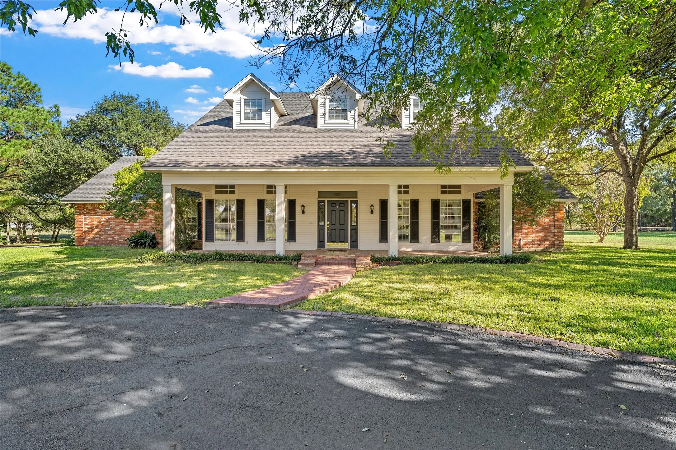 Single Family Residence For Sale