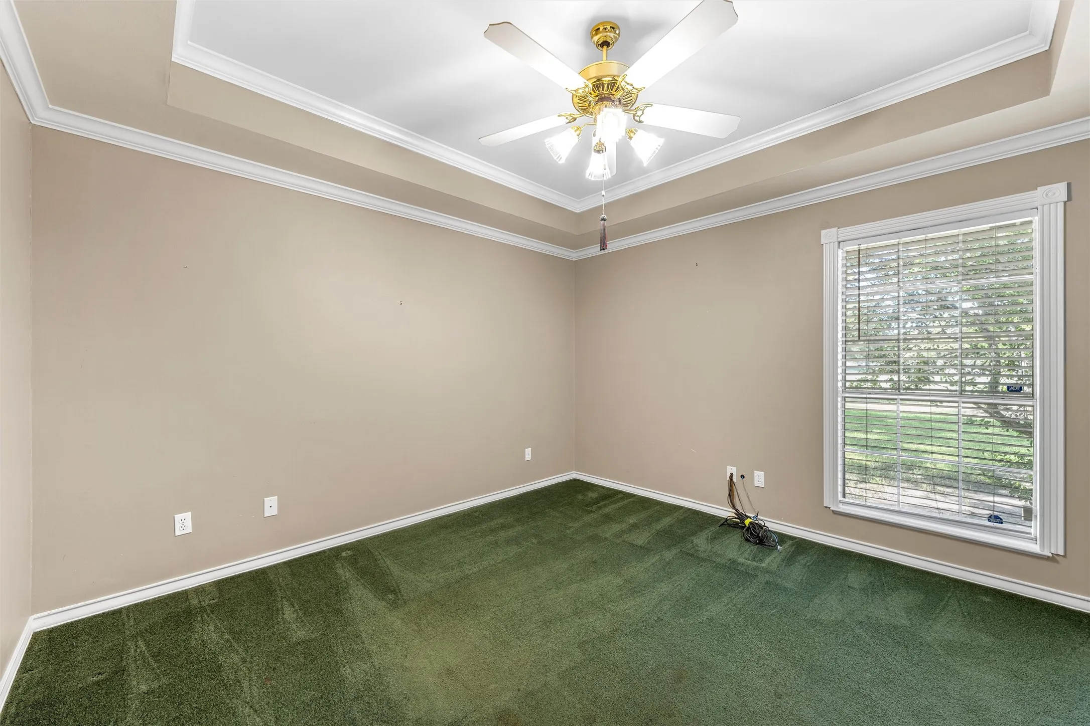Single Family Residence For Sale in Mc Lennan County , 142 Stillwater Road, Waco, Texas 76708, 5 Bedroom, 3 Bathroom, 2 Garage spaces, 3,365 Sqft, built in 1993, mls#21406930, Real Estate Agent in Waco, Homes For Sale in Mc Lennan county, Homes For Sale in Waco, Realtor in Waco Texas, Real Estate Brokerage Independent Realty Texas, Luminita Cordes Realtor