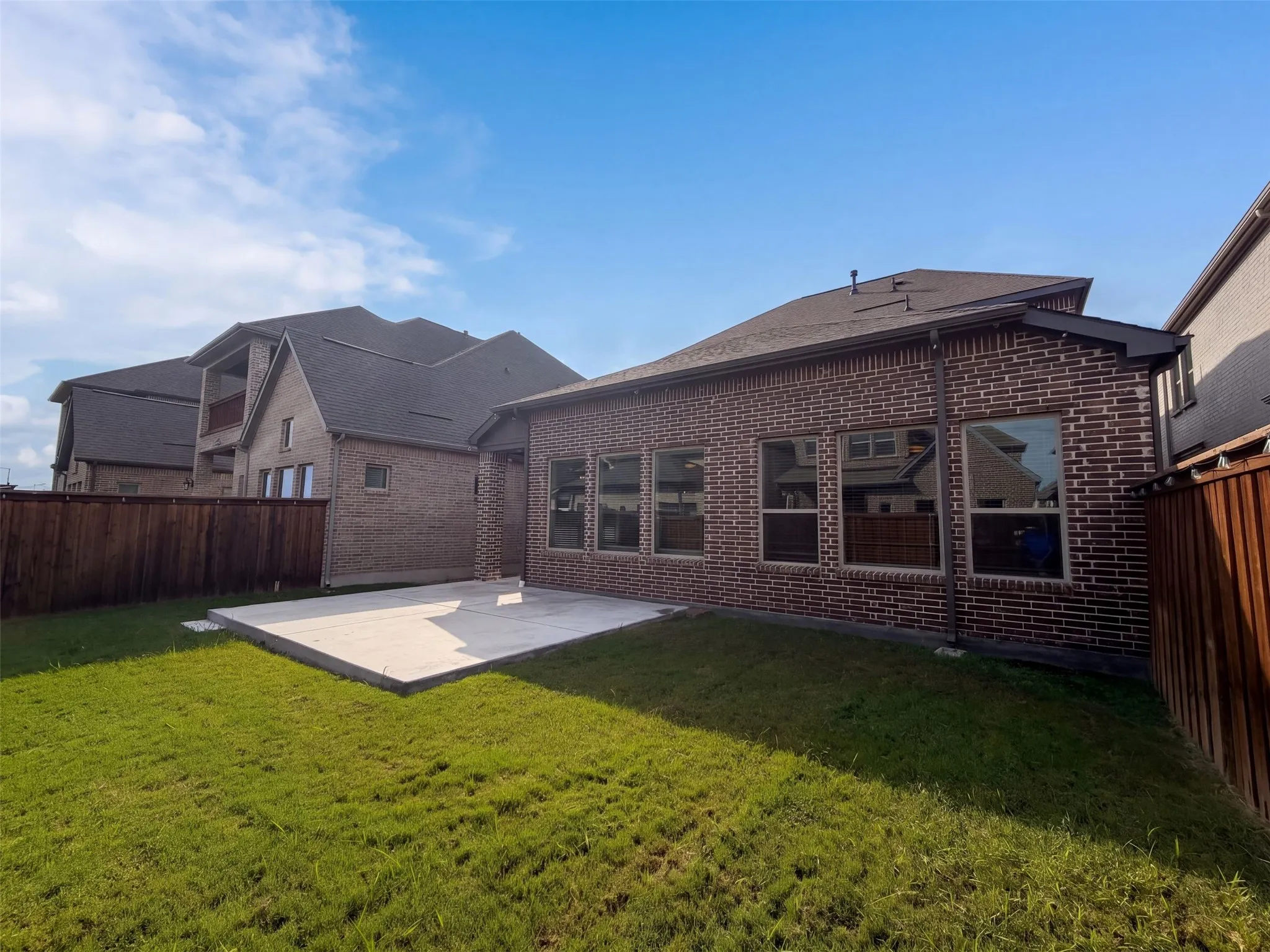 Single Family Residence For Sale in Tarrant County , 3357 Monarch Pass Drive, Arlington, Texas 76005, 4 Bedroom, 4 Bathroom, 2 Garage spaces, 2,707 Sqft, built in 2023, mls#21407105, Real Estate Agent in Arlington, Homes For Sale in Tarrant county, Homes For Sale in Arlington, Realtor in Arlington Texas, Real Estate Brokerage Independent Realty Texas, Luminita Cordes Realtor