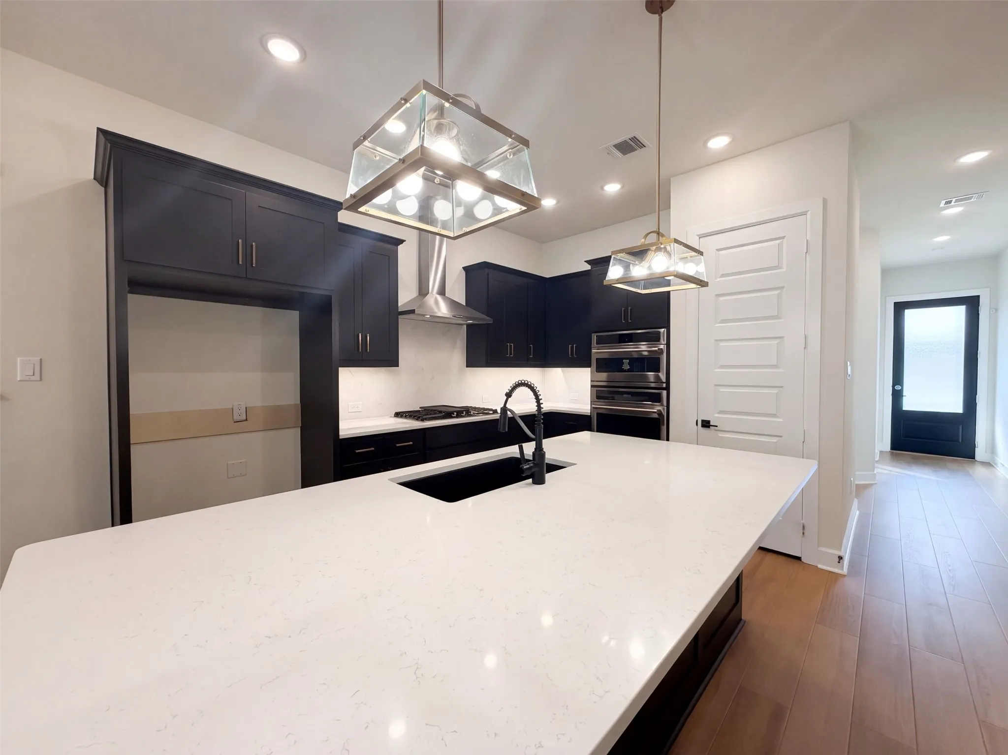 Single Family Residence For Sale in Tarrant County , 3357 Monarch Pass Drive, Arlington, Texas 76005, 4 Bedroom, 4 Bathroom, 2 Garage spaces, 2,707 Sqft, built in 2023, mls#21407105, Real Estate Agent in Arlington, Homes For Sale in Tarrant county, Homes For Sale in Arlington, Realtor in Arlington Texas, Real Estate Brokerage Independent Realty Texas, Luminita Cordes Realtor