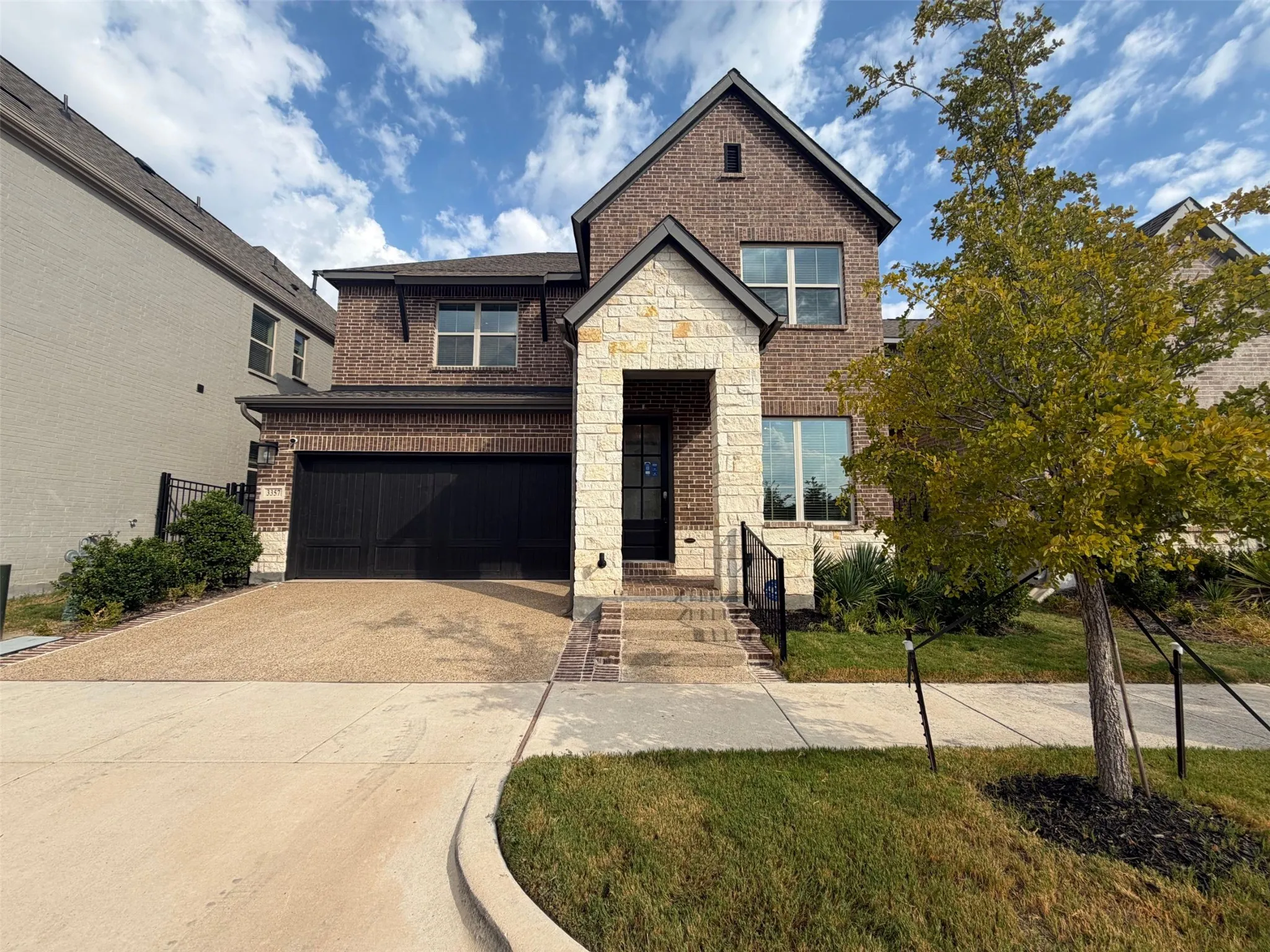 Single Family Residence For Sale in Tarrant County , 3357 Monarch Pass Drive, Arlington, Texas 76005, 4 Bedroom, 4 Bathroom, 2 Garage spaces, 2,707 Sqft, built in 2023, mls#21407105, Real Estate Agent in Arlington, Homes For Sale in Tarrant county, Homes For Sale in Arlington, Realtor in Arlington Texas, Real Estate Brokerage Independent Realty Texas, Luminita Cordes Realtor