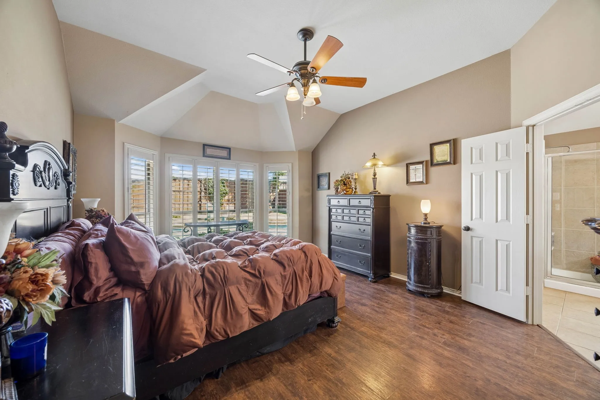 Single Family Residence For Sale in Tarrant County , 12852 Lizzie Place, Fort Worth, Texas 76244, 3 Bedroom, 2 Bathroom, 3 Garage spaces, 1,891 Sqft, built in 2005, mls#21407159, Real Estate Agent in Fort Worth, Homes For Sale in Tarrant county, Homes For Sale in Fort Worth, Realtor in Fort Worth Texas, Real Estate Brokerage Independent Realty Texas, Luminita Cordes Realtor