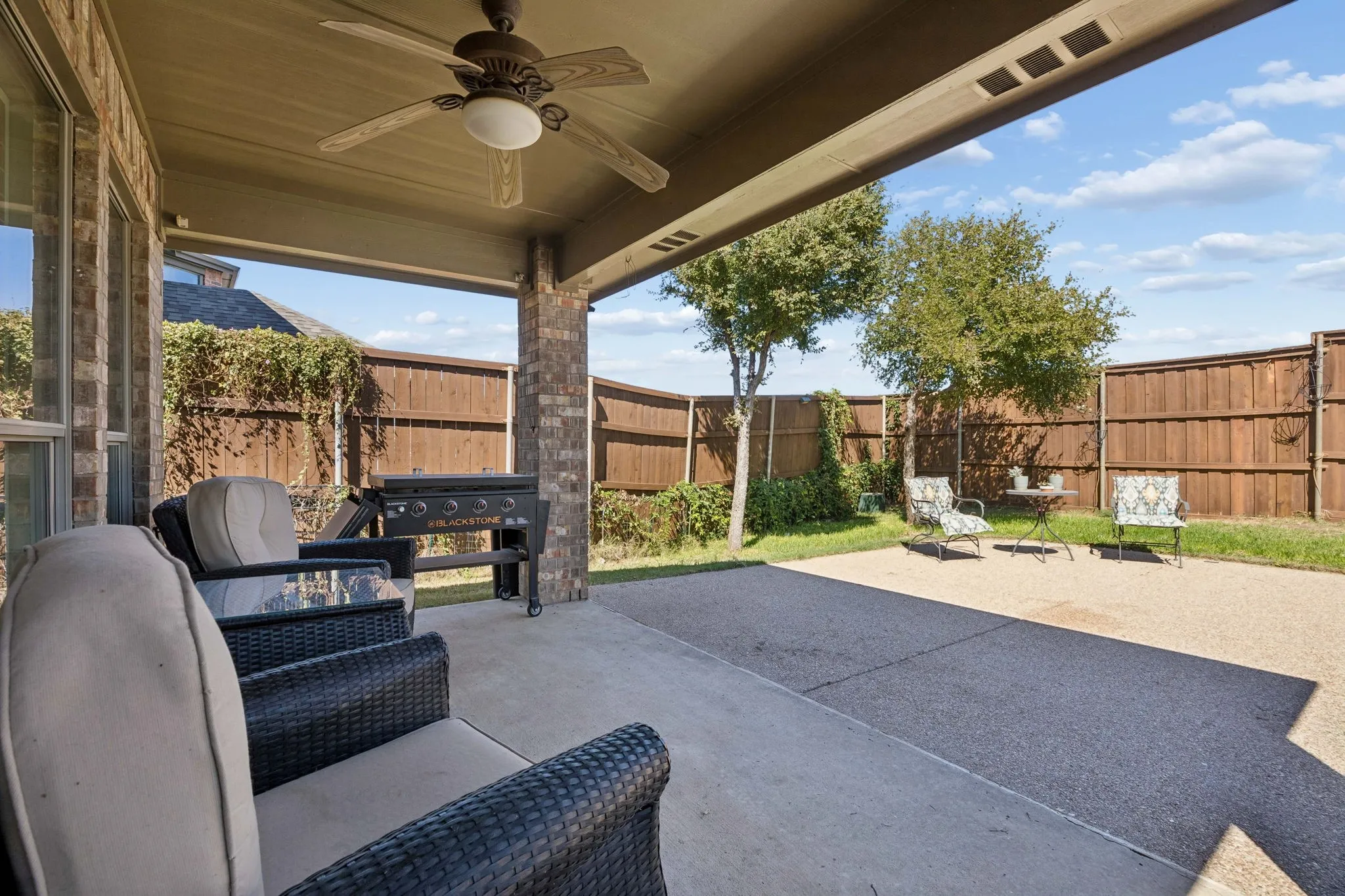 Single Family Residence For Sale in Tarrant County , 12852 Lizzie Place, Fort Worth, Texas 76244, 3 Bedroom, 2 Bathroom, 3 Garage spaces, 1,891 Sqft, built in 2005, mls#21407159, Real Estate Agent in Fort Worth, Homes For Sale in Tarrant county, Homes For Sale in Fort Worth, Realtor in Fort Worth Texas, Real Estate Brokerage Independent Realty Texas, Luminita Cordes Realtor