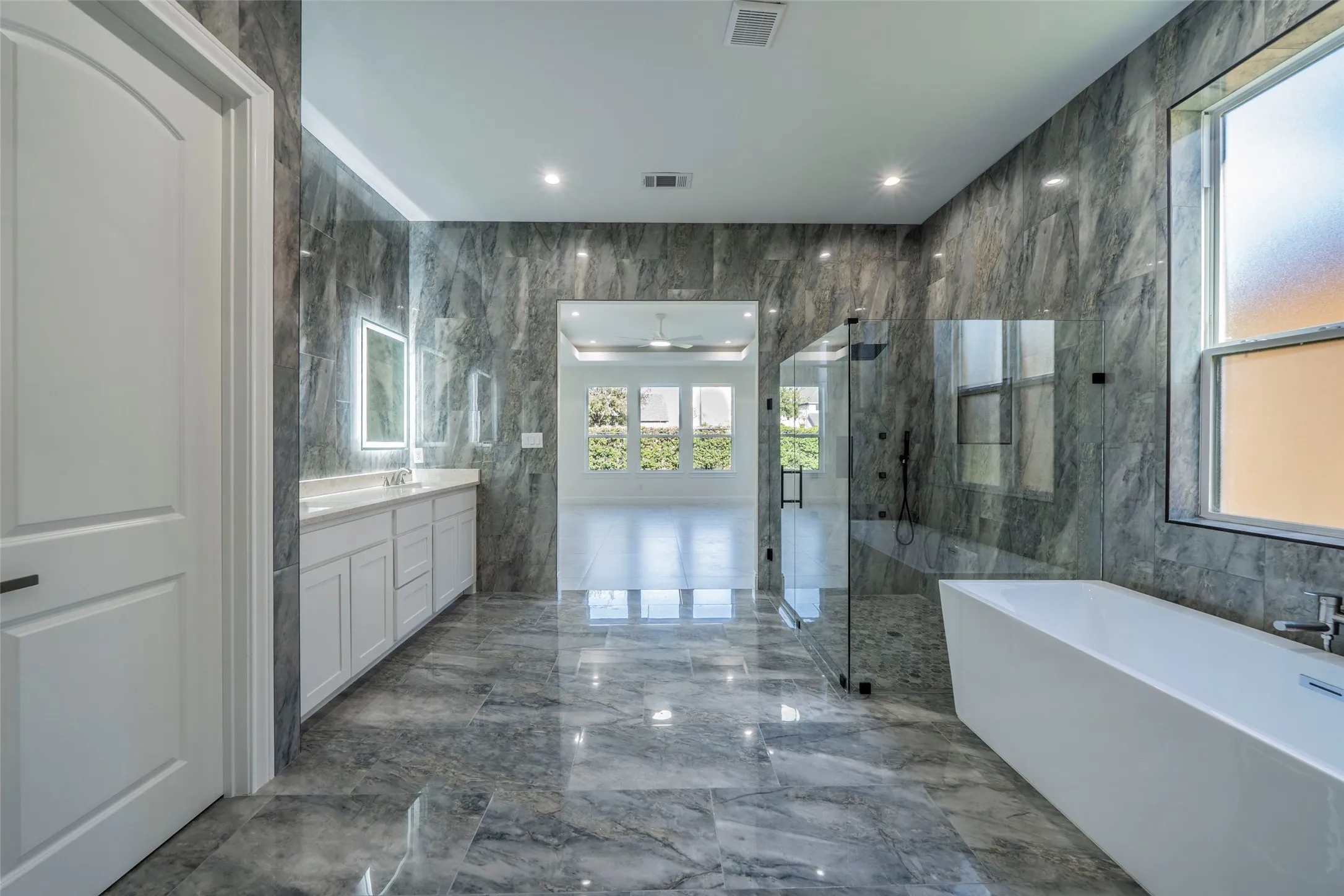 Single Family Residence For Rent in Collin County , 9840 Wyndbrook Drive, Frisco, Texas 75035, 6 Bedroom, 7 Bathroom, 2 Garage spaces, 4,703 Sqft, built in 2023, mls#21405344, Real Estate Agent in Frisco, Homes For Rent in Collin county, Homes For Rent in Frisco, Realtor in Frisco Texas, Real Estate Brokerage Independent Realty Texas, Luminita Cordes Realtor