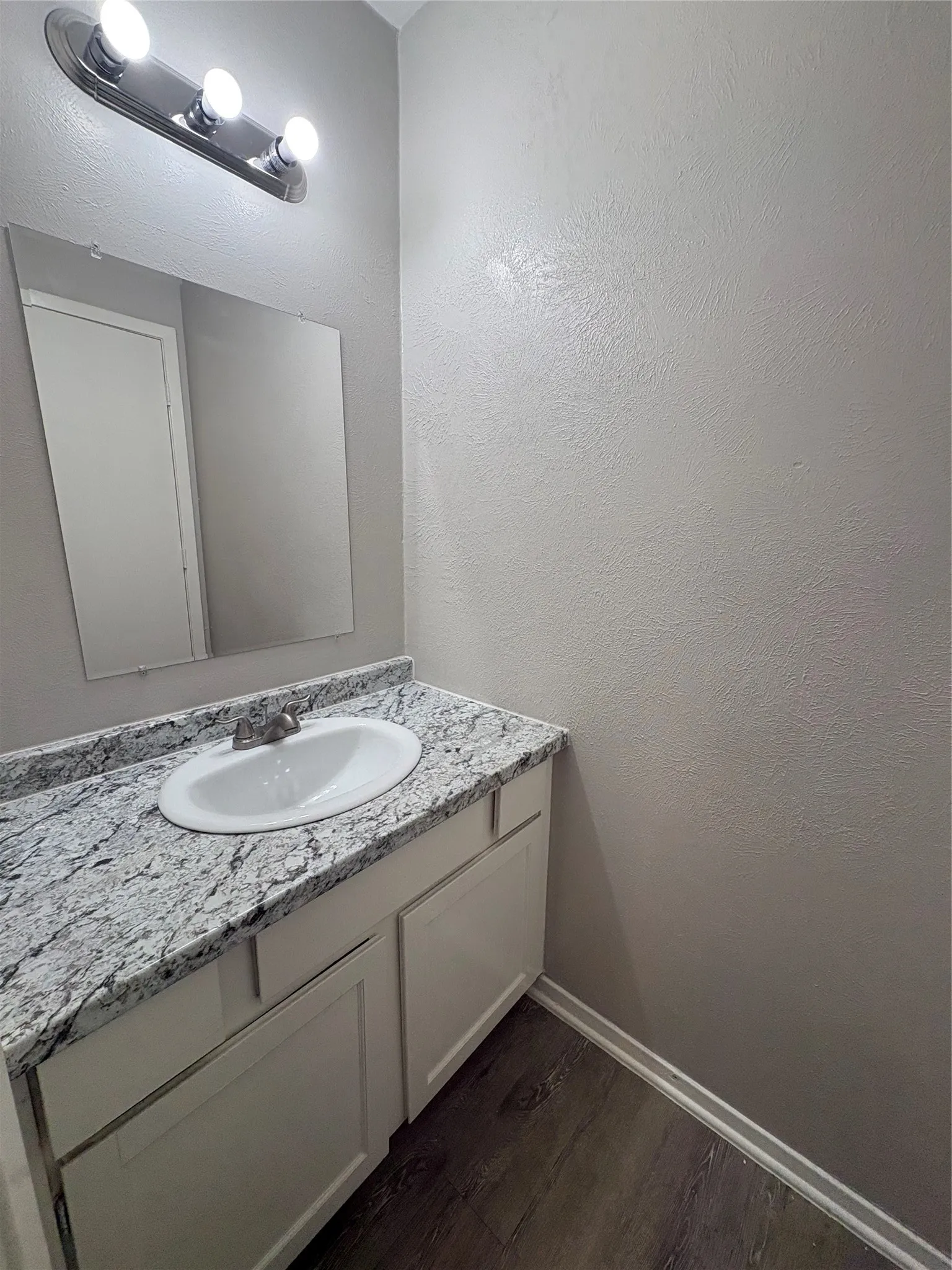 Single Family Residence For Rent in Dallas County , 1485 Brook Meadow Circle, Lancaster, Texas 75134, 2 Bedroom, 1 Bathroom, Garage spaces, 1,029 Sqft, built in 1982, mls#21407161, Real Estate Agent in Lancaster, Homes For Rent in Dallas county, Homes For Rent in Lancaster, Realtor in Lancaster Texas, Real Estate Brokerage Independent Realty Texas, Luminita Cordes Realtor