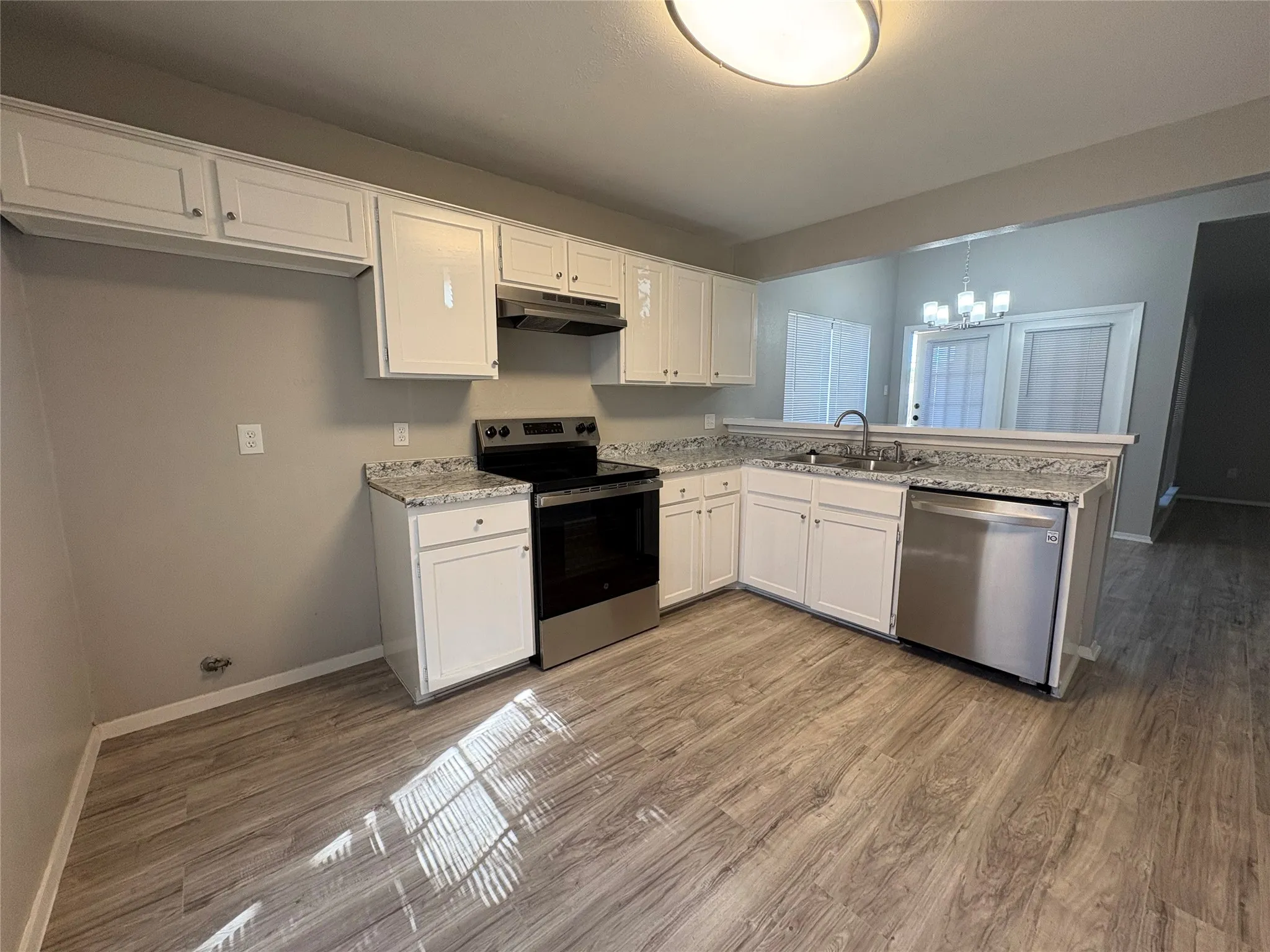 Single Family Residence For Rent in Dallas County , 1485 Brook Meadow Circle, Lancaster, Texas 75134, 2 Bedroom, 1 Bathroom, Garage spaces, 1,029 Sqft, built in 1982, mls#21407161, Real Estate Agent in Lancaster, Homes For Rent in Dallas county, Homes For Rent in Lancaster, Realtor in Lancaster Texas, Real Estate Brokerage Independent Realty Texas, Luminita Cordes Realtor