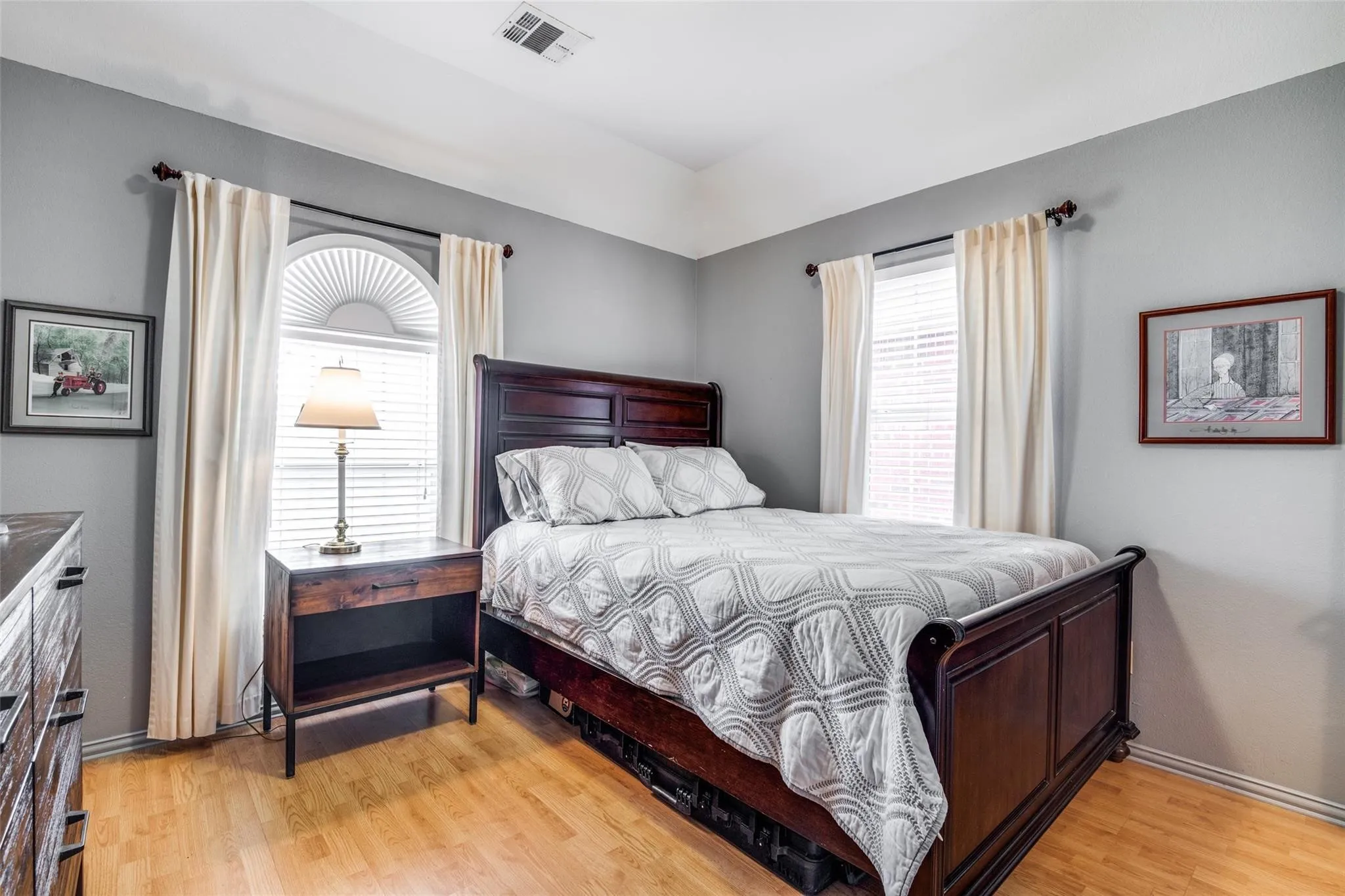 Single Family Residence For Rent in Grayson County , 796 Bounds Road, Gunter, Texas 75058, 3 Bedroom, 3 Bathroom, 3 Garage spaces, 1,776 Sqft, built in 2000, mls#21407170, Real Estate Agent in Gunter, Homes For Rent in Grayson county, Homes For Rent in Gunter, Realtor in Gunter Texas, Real Estate Brokerage Independent Realty Texas, Luminita Cordes Realtor
