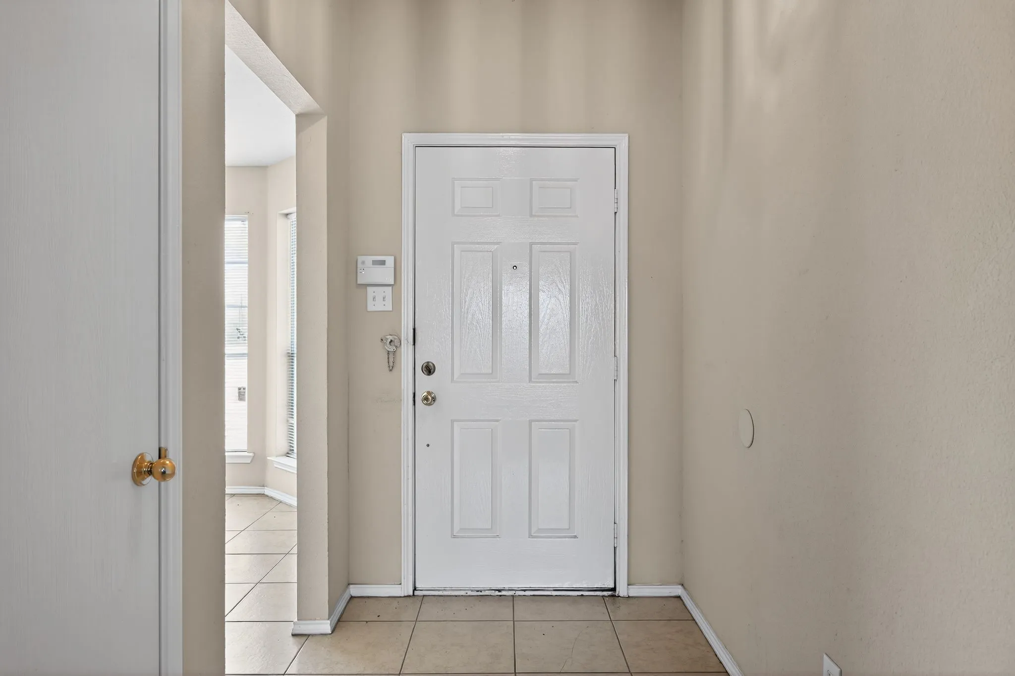 Single Family Residence For Sale in Dallas County , 1715 Reynolds Street, Lancaster, Texas 75134, 3 Bedroom, 2 Bathroom, 2 Garage spaces, 1,407 Sqft, built in 2001, mls#21407071, Real Estate Agent in Lancaster, Homes For Sale in Dallas county, Homes For Sale in Lancaster, Realtor in Lancaster Texas, Real Estate Brokerage Independent Realty Texas, Luminita Cordes Realtor