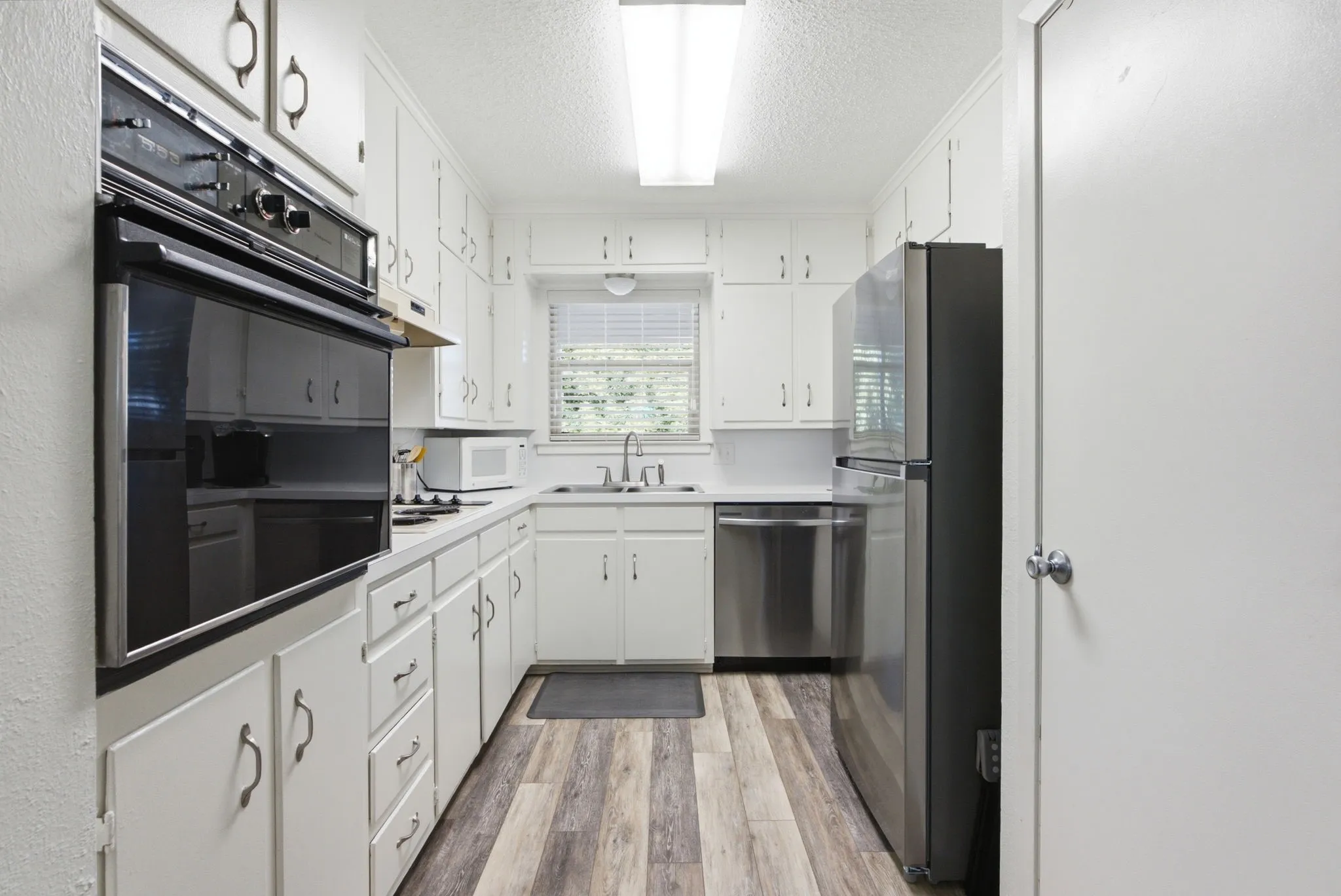 Duplex For Sale in Wood County , 103 MCDONALD, Mineola, Texas 75773, 4 Bedroom, 2 Bathroom, 2 Garage spaces, 0 Sqft, built in 1984, mls#21406961, Real Estate Agent in Mineola, Homes For Sale in Wood county, Homes For Sale in Mineola, Realtor in Mineola Texas, Real Estate Brokerage Independent Realty Texas, Luminita Cordes Realtor