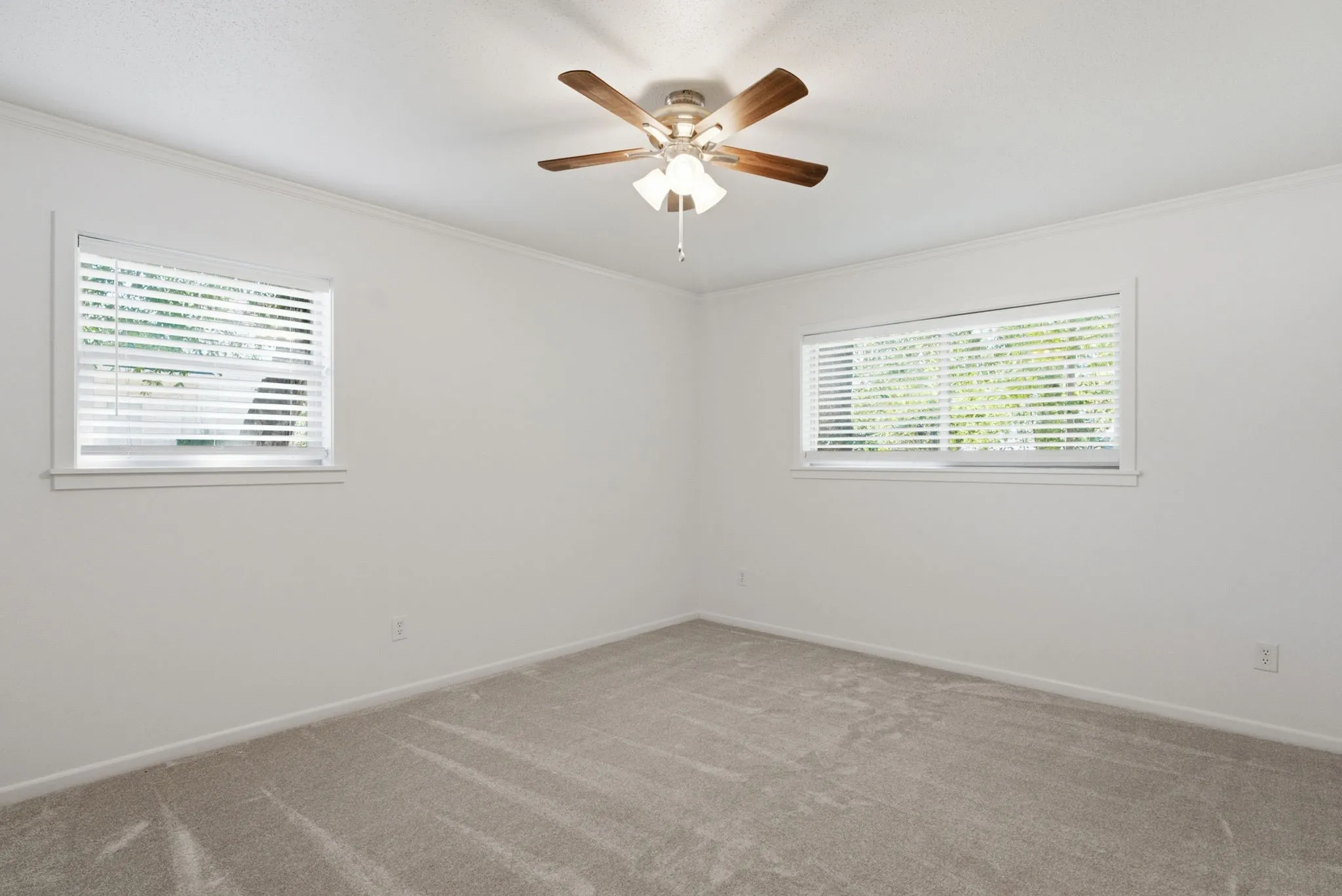Duplex For Sale in Wood County , 103 MCDONALD, Mineola, Texas 75773, 4 Bedroom, 2 Bathroom, 2 Garage spaces, 0 Sqft, built in 1984, mls#21406961, Real Estate Agent in Mineola, Homes For Sale in Wood county, Homes For Sale in Mineola, Realtor in Mineola Texas, Real Estate Brokerage Independent Realty Texas, Luminita Cordes Realtor