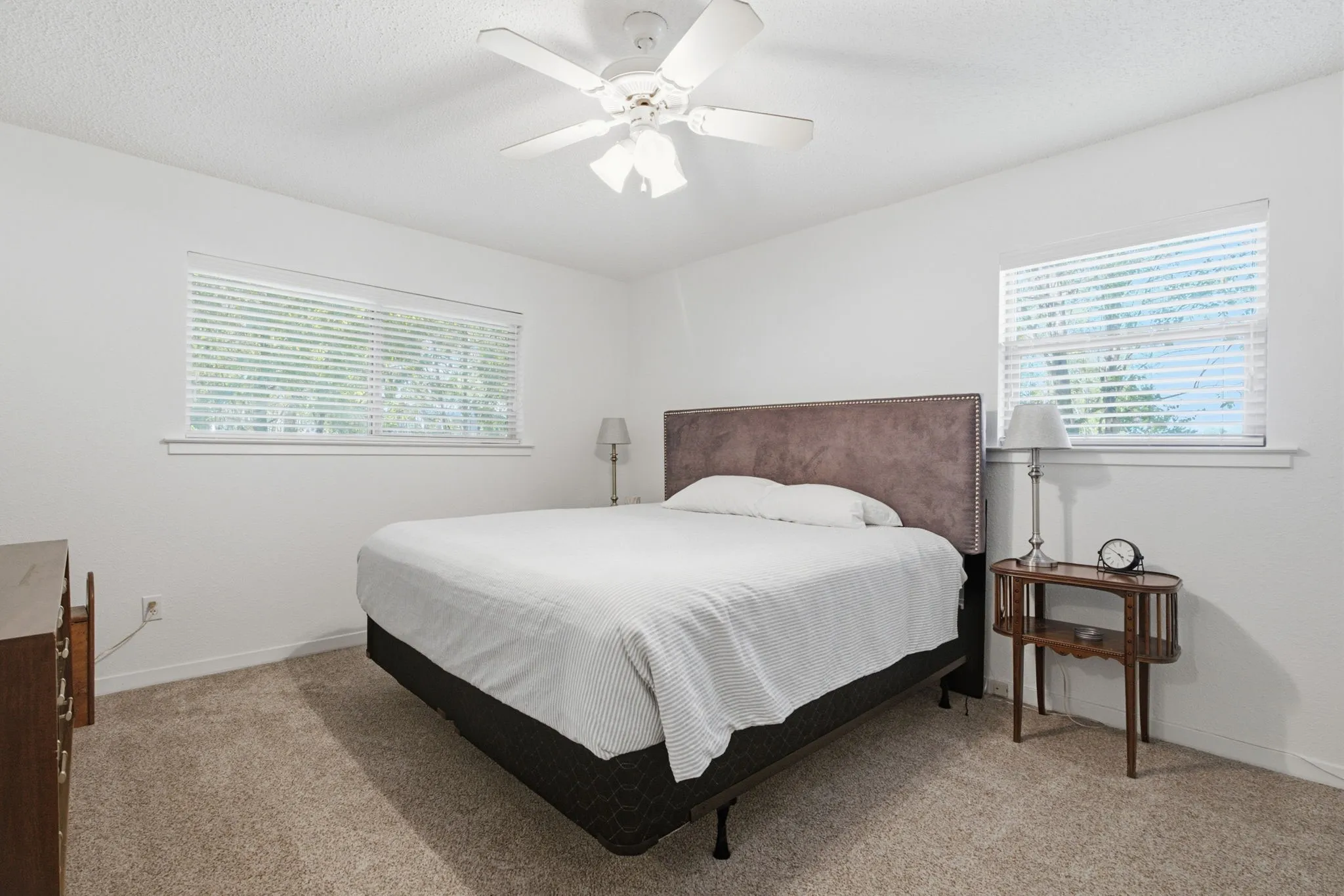 Duplex For Sale in Wood County , 103 MCDONALD, Mineola, Texas 75773, 4 Bedroom, 2 Bathroom, 2 Garage spaces, 0 Sqft, built in 1984, mls#21406961, Real Estate Agent in Mineola, Homes For Sale in Wood county, Homes For Sale in Mineola, Realtor in Mineola Texas, Real Estate Brokerage Independent Realty Texas, Luminita Cordes Realtor