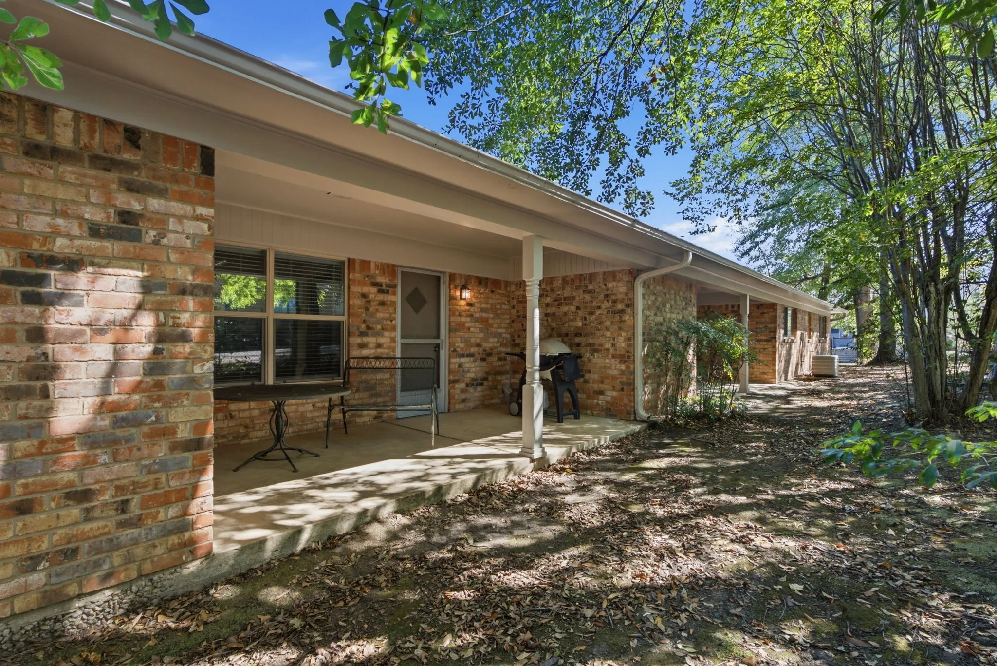 Duplex For Sale in Wood County , 103 MCDONALD, Mineola, Texas 75773, 4 Bedroom, 2 Bathroom, 2 Garage spaces, 0 Sqft, built in 1984, mls#21406961, Real Estate Agent in Mineola, Homes For Sale in Wood county, Homes For Sale in Mineola, Realtor in Mineola Texas, Real Estate Brokerage Independent Realty Texas, Luminita Cordes Realtor