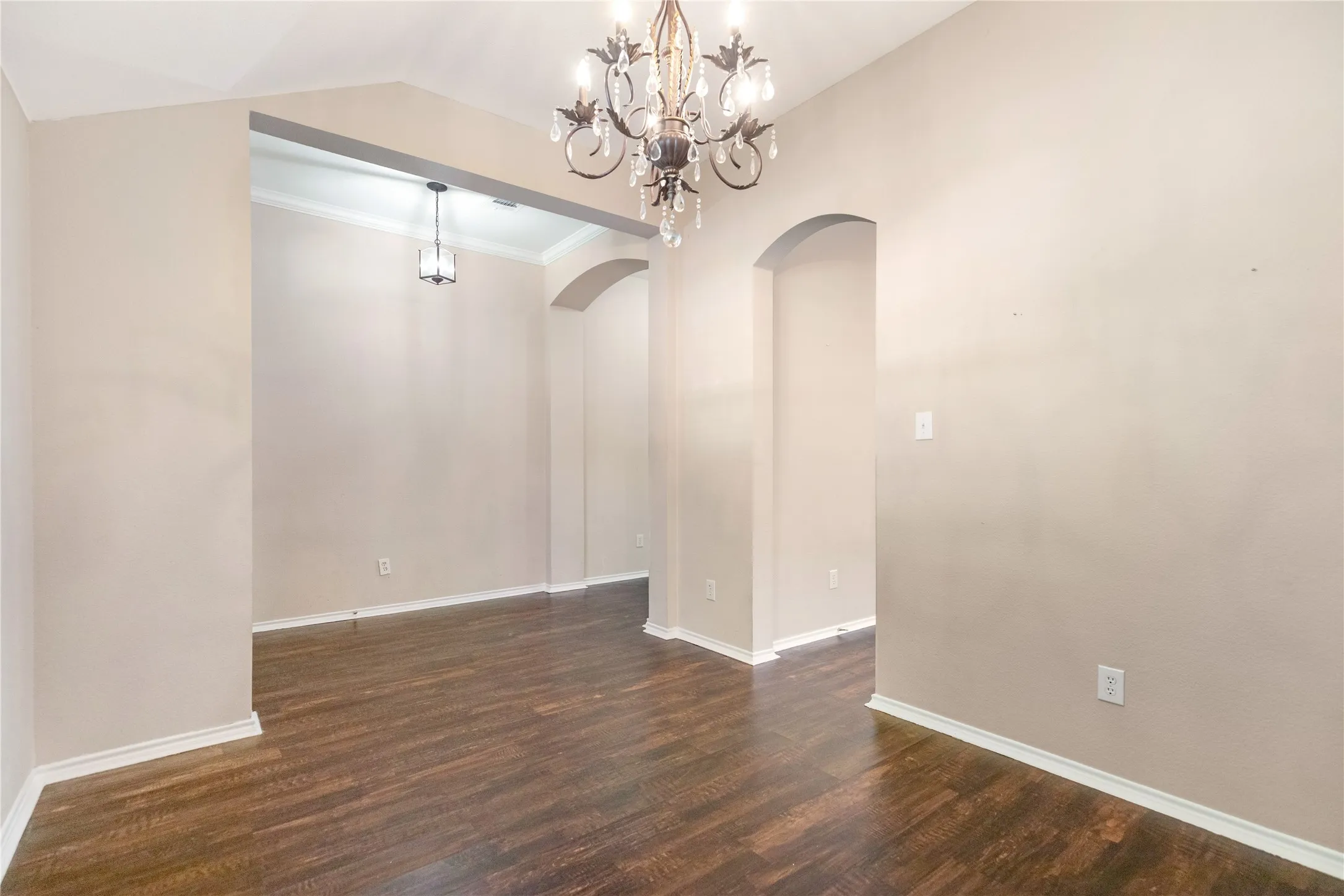 Single Family Residence For Rent in Tarrant County , 13232 Harvest Ridge Road, Fort Worth, Texas 76244, 3 Bedroom, 2 Bathroom, 2 Garage spaces, 1,911 Sqft, built in 2002, mls#21404127, Real Estate Agent in Fort Worth, Homes For Rent in Tarrant county, Homes For Rent in Fort Worth, Realtor in Fort Worth Texas, Real Estate Brokerage Independent Realty Texas, Luminita Cordes Realtor