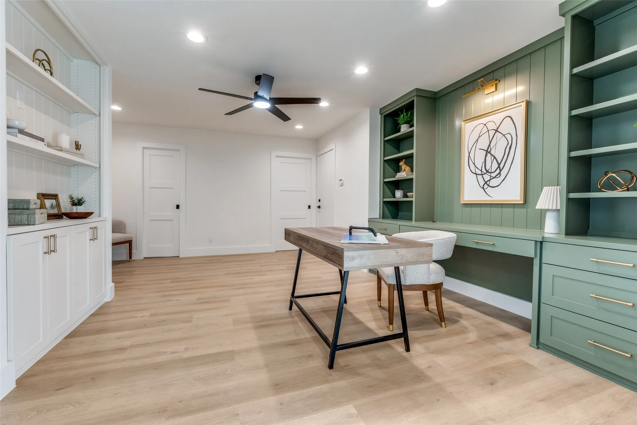 Single Family Residence For Rent in Dallas County , 9406 Arborhill Drive, Dallas, Texas 75243, 3 Bedroom, 3 Bathroom, 2 Garage spaces, 2,903 Sqft, built in 1970, mls#21407166, Real Estate Agent in Dallas, Homes For Rent in Dallas county, Homes For Rent in Dallas, Realtor in Dallas Texas, Real Estate Brokerage Independent Realty Texas, Luminita Cordes Realtor