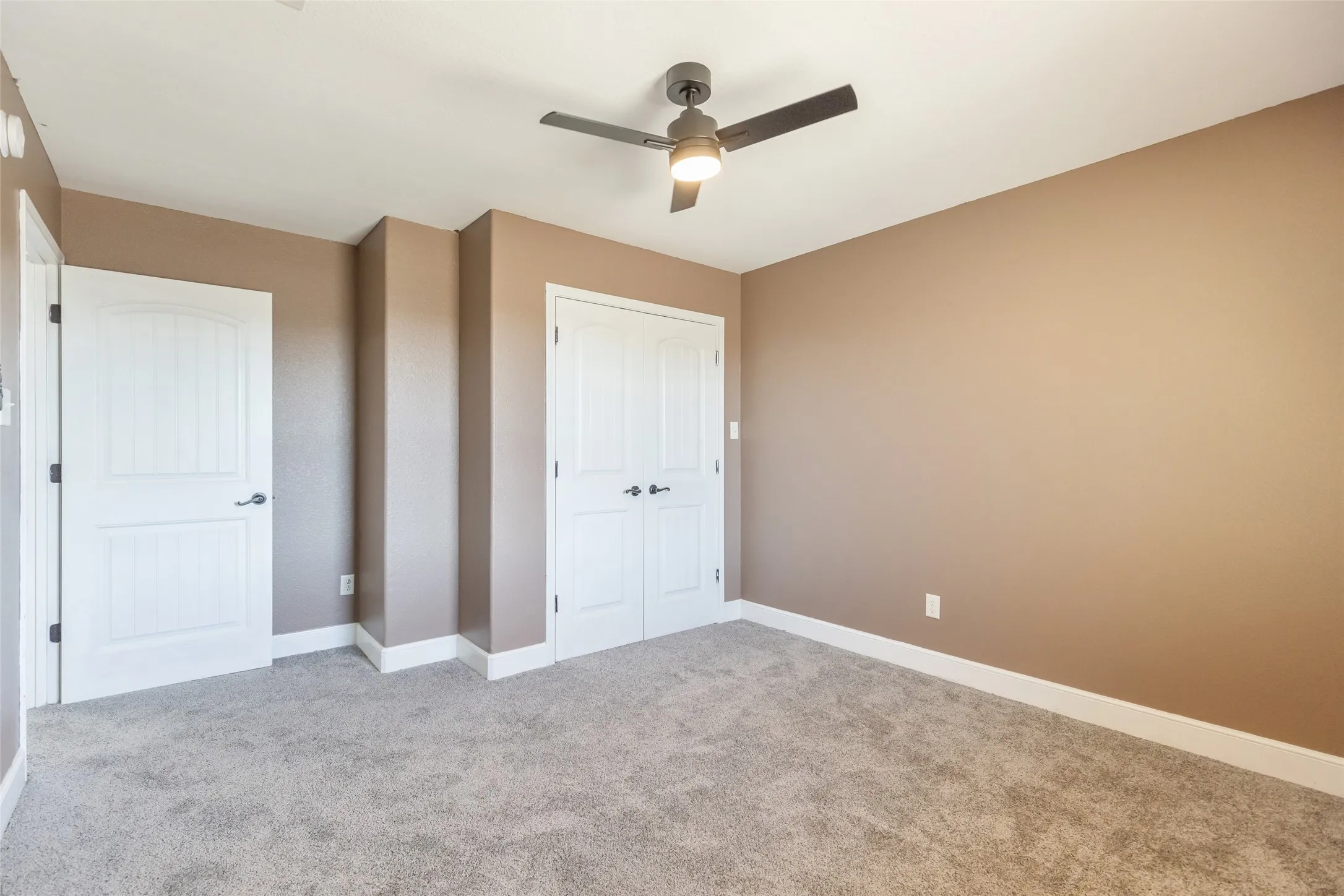 Single Family Residence For Sale in Taylor County , 7117 Mcleod Drive, Abilene, Texas 79602, 4 Bedroom, 3 Bathroom, 2 Garage spaces, 2,370 Sqft, built in 2014, mls#21407053, Real Estate Agent in Abilene, Homes For Sale in Taylor county, Homes For Sale in Abilene, Realtor in Abilene Texas, Real Estate Brokerage Independent Realty Texas, Luminita Cordes Realtor