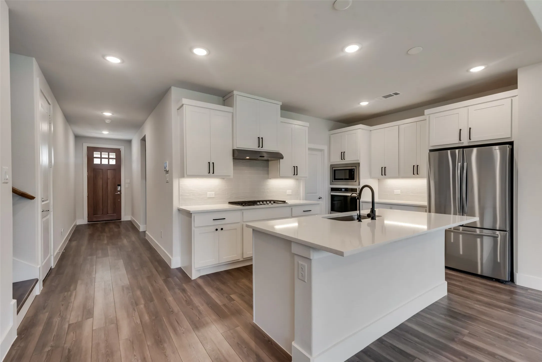 Single Family Residence For Rent in Rockwall County , 506 Torrey Pines Circle, Heath, Texas 75032, 5 Bedroom, 3 Bathroom, 2 Garage spaces, 2,840 Sqft, built in 2021, mls#21406450, Real Estate Agent in Heath, Homes For Rent in Rockwall county, Homes For Rent in Heath, Realtor in Heath Texas, Real Estate Brokerage Independent Realty Texas, Luminita Cordes Realtor