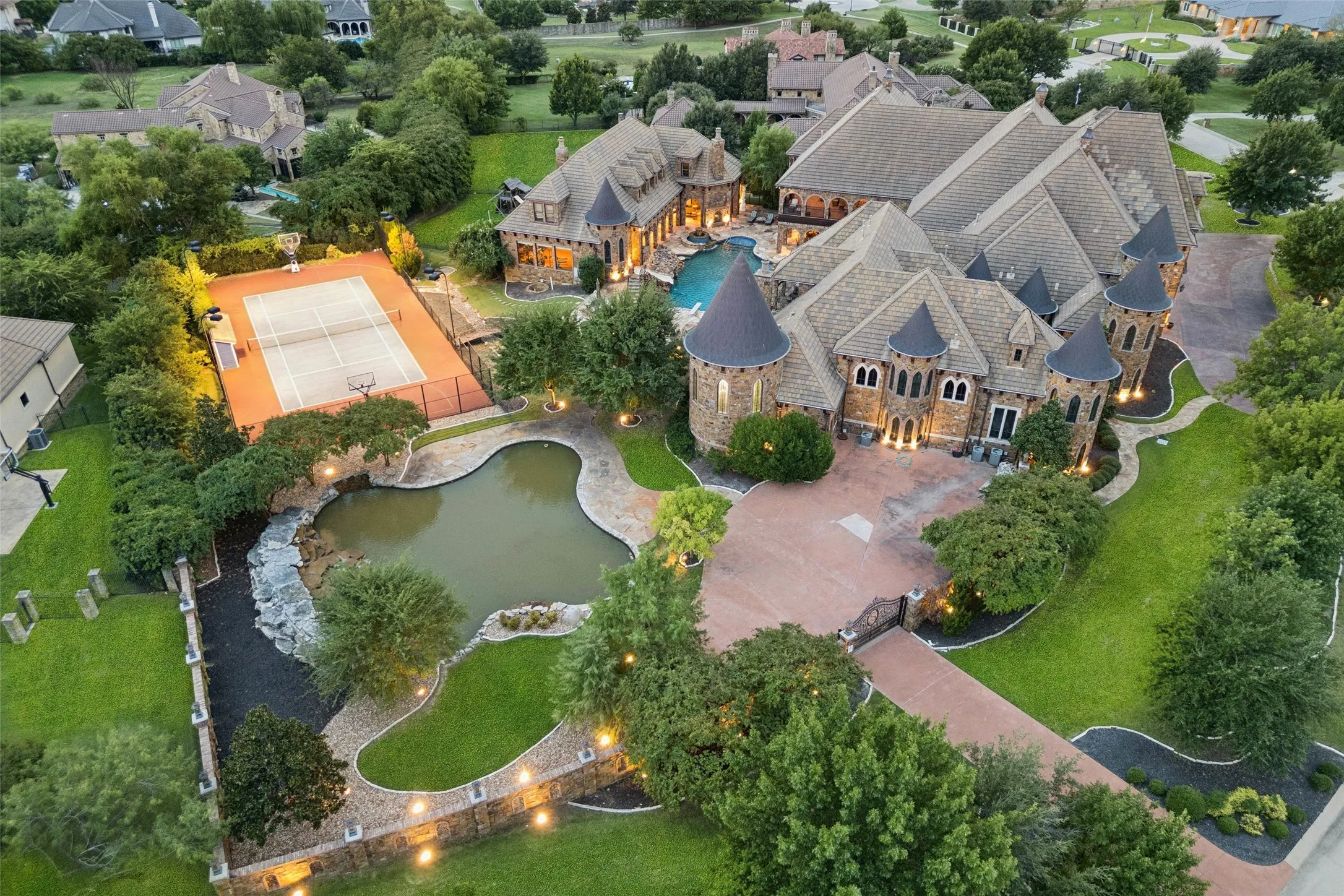 Single Family Residence For Sale in Tarrant County , 9553 Bella Terra Drive, Fort Worth, Texas 76126, 7 Bedroom, 18 Bathroom, 5 Garage spaces, 19,359 Sqft, built in 2006, mls#21403517, Real Estate Agent in Fort Worth, Homes For Sale in Tarrant county, Homes For Sale in Fort Worth, Realtor in Fort Worth Texas, Real Estate Brokerage Independent Realty Texas, Luminita Cordes Realtor