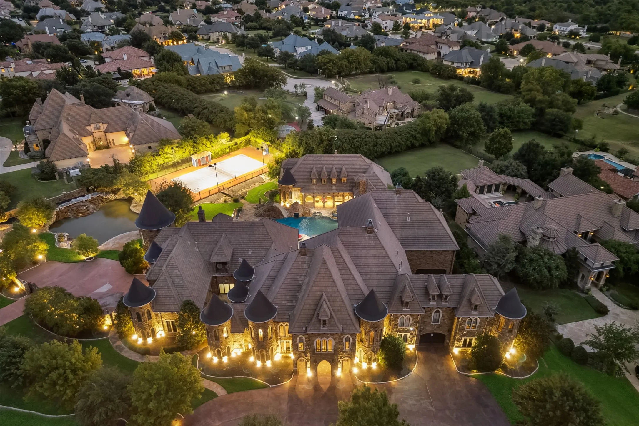 Single Family Residence For Sale in Tarrant County , 9553 Bella Terra Drive, Fort Worth, Texas 76126, 7 Bedroom, 18 Bathroom, 5 Garage spaces, 19,359 Sqft, built in 2006, mls#21403517, Real Estate Agent in Fort Worth, Homes For Sale in Tarrant county, Homes For Sale in Fort Worth, Realtor in Fort Worth Texas, Real Estate Brokerage Independent Realty Texas, Luminita Cordes Realtor
