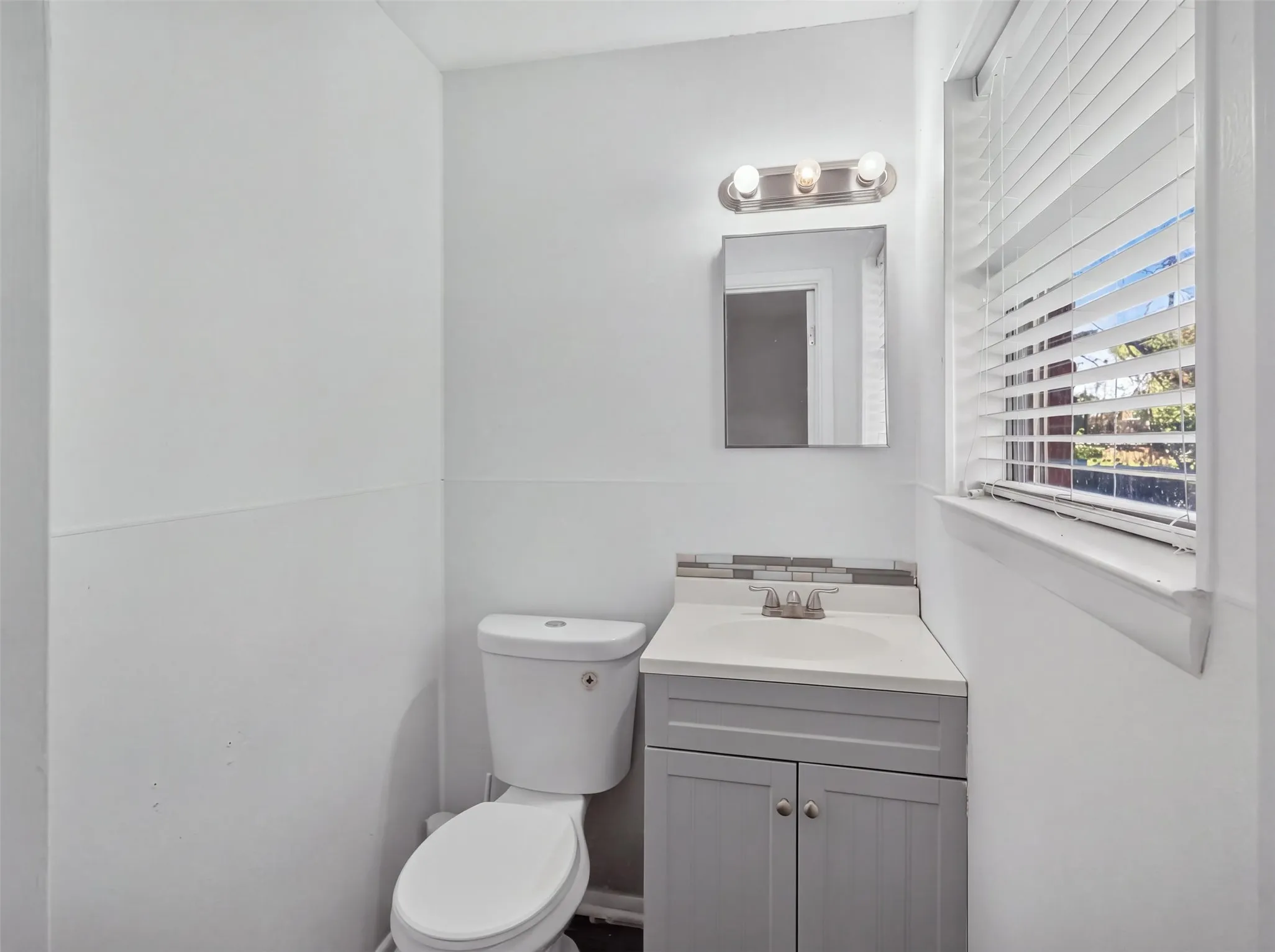 Half bathroom, no shower.