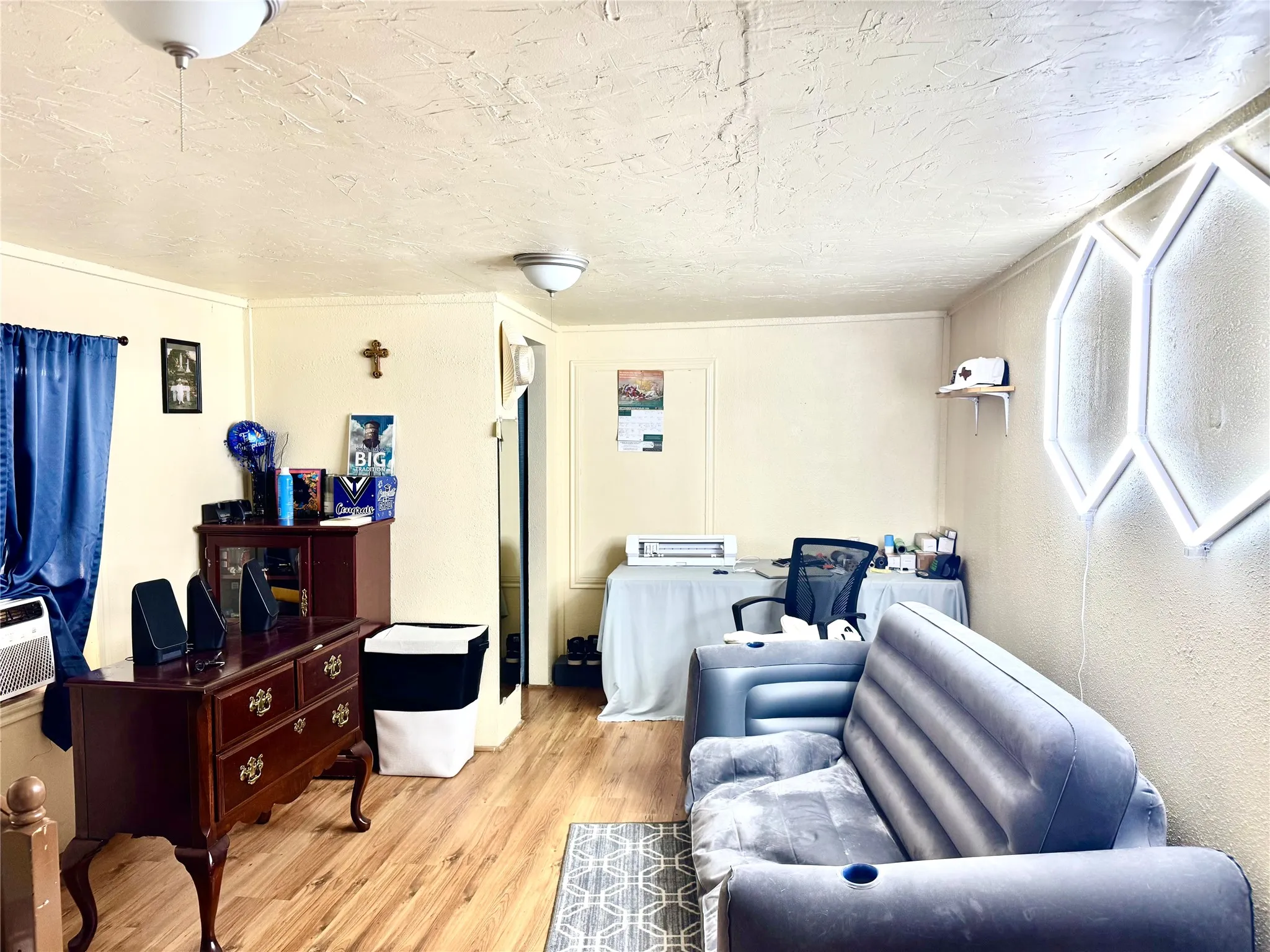 Sitting area